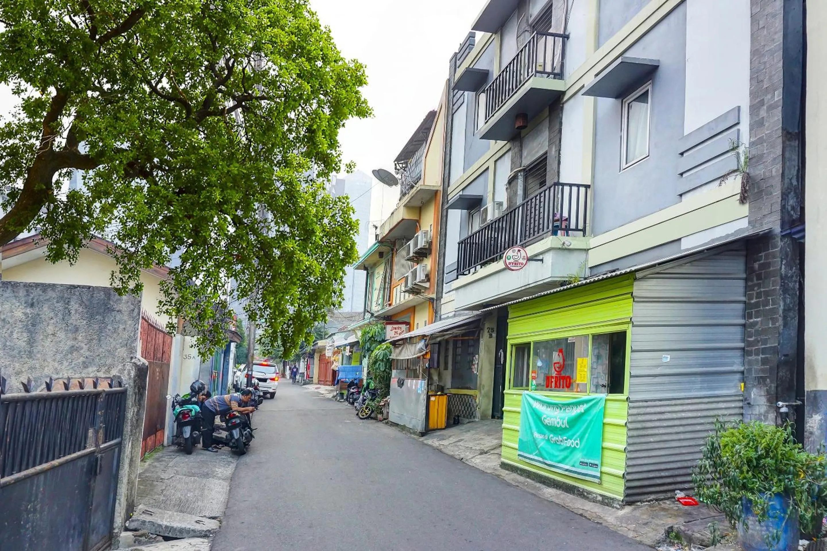 Facade/entrance in Hotel O Royani Residence