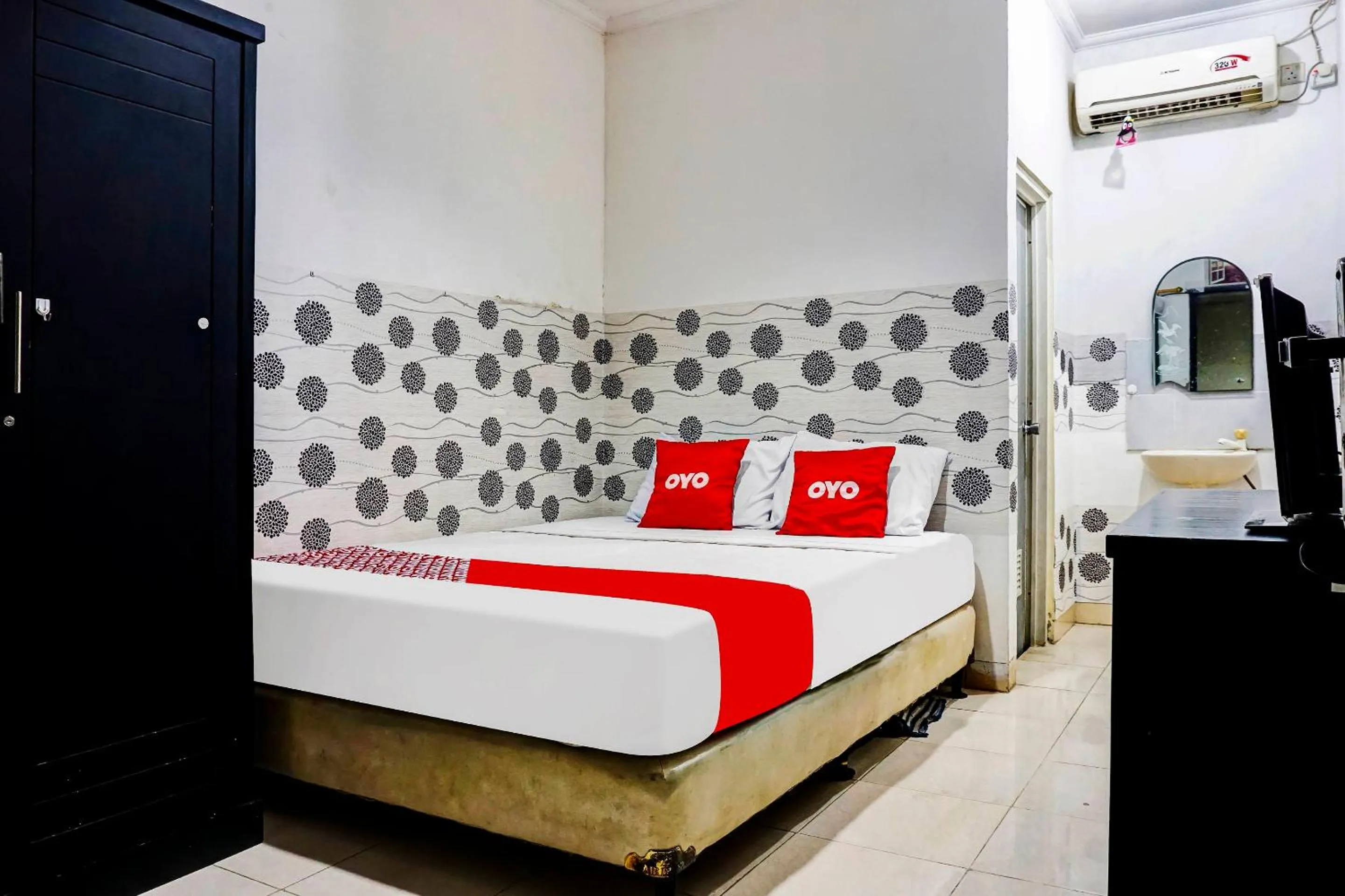 Hotel O Royani Residence