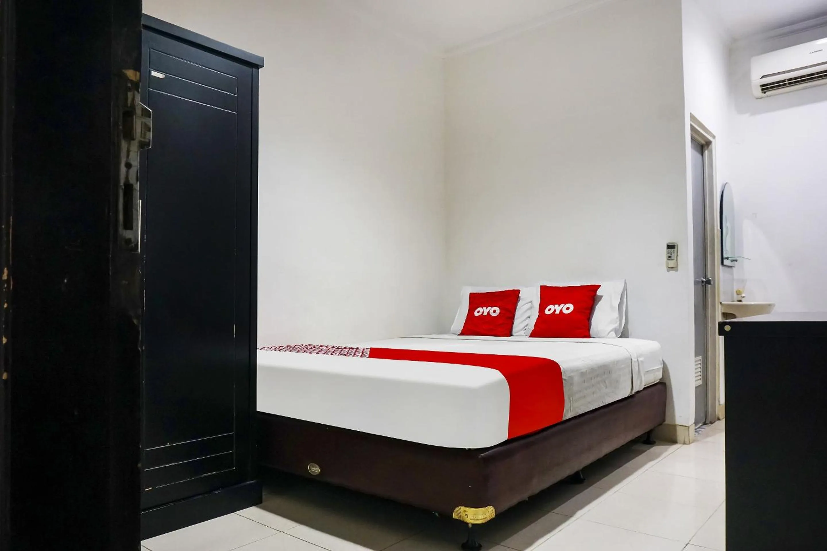 Bedroom, Bed in Hotel O Royani Residence