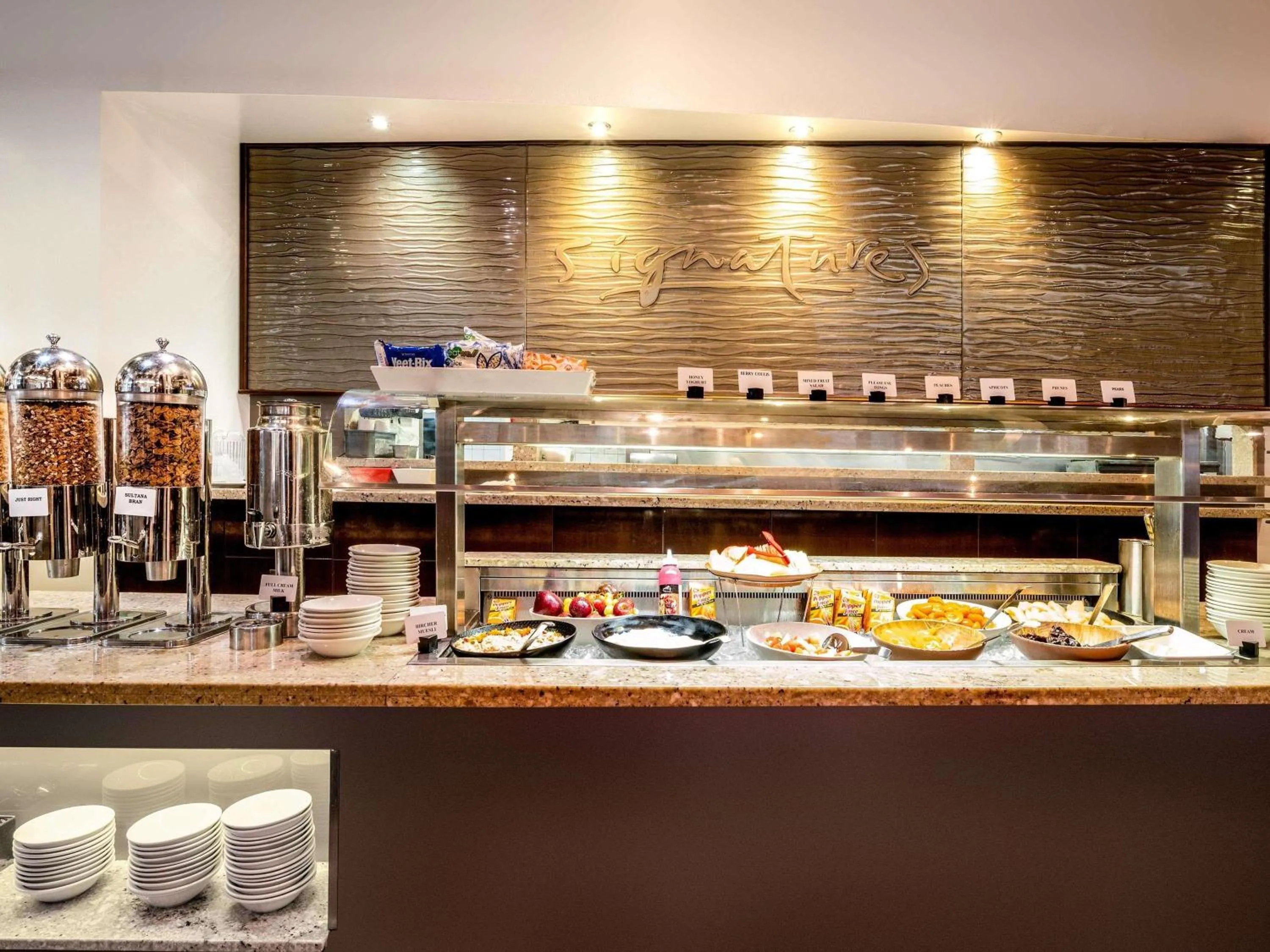 Property building in The Sebel Twin Towns