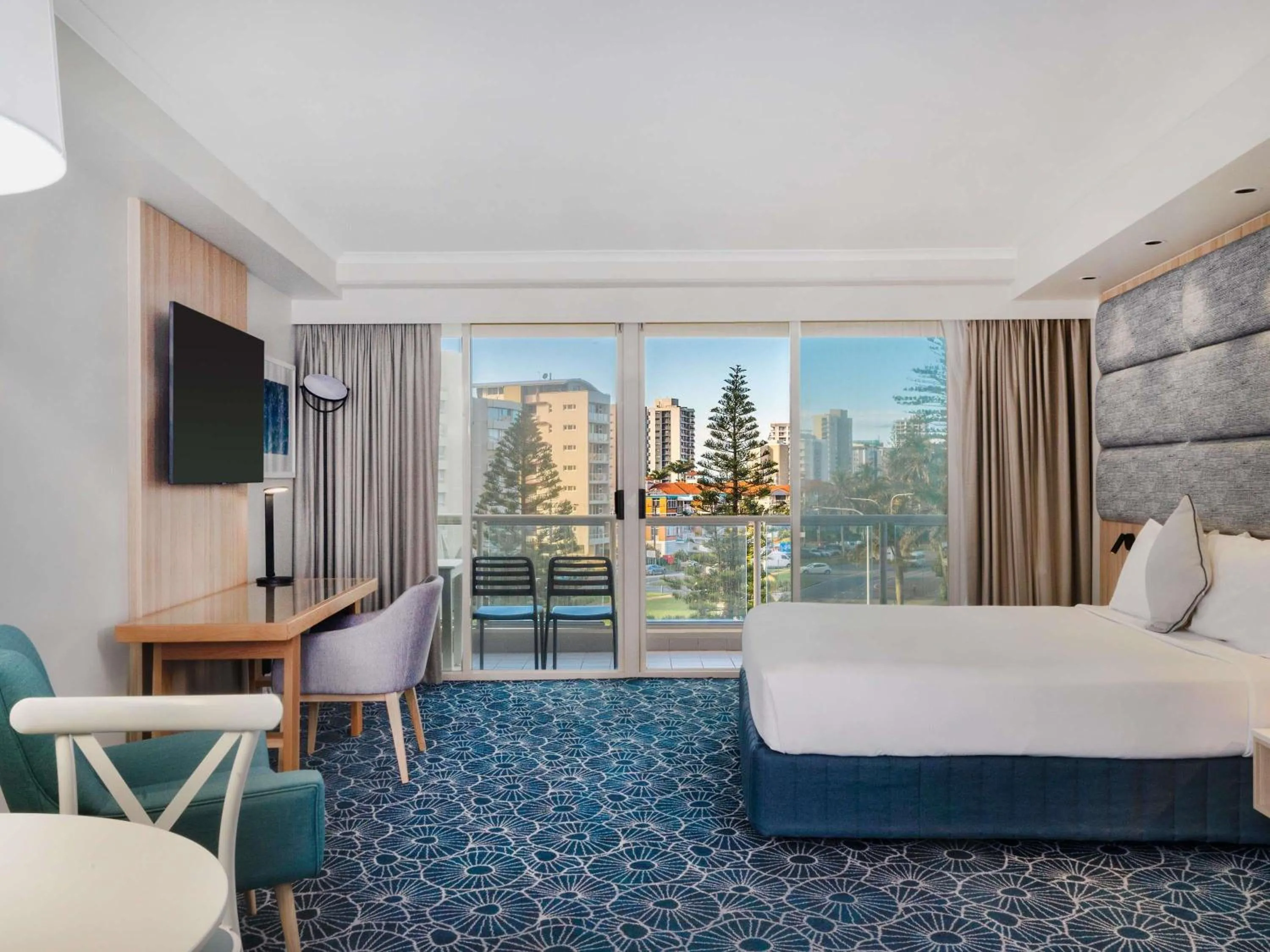 Bedroom, Bed in The Sebel Twin Towns