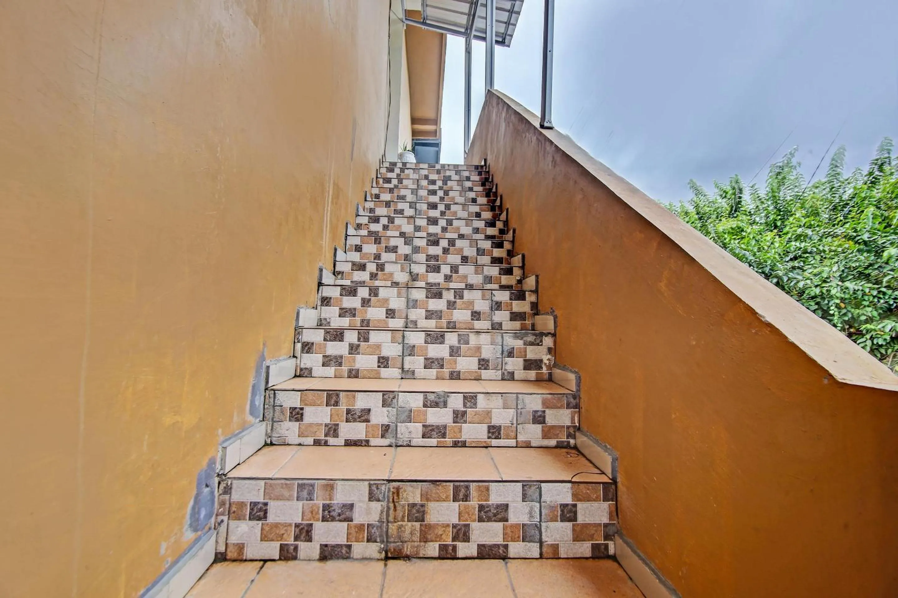 Lobby or reception in OYO Life 91268 Homestay Bu Erma Syariah