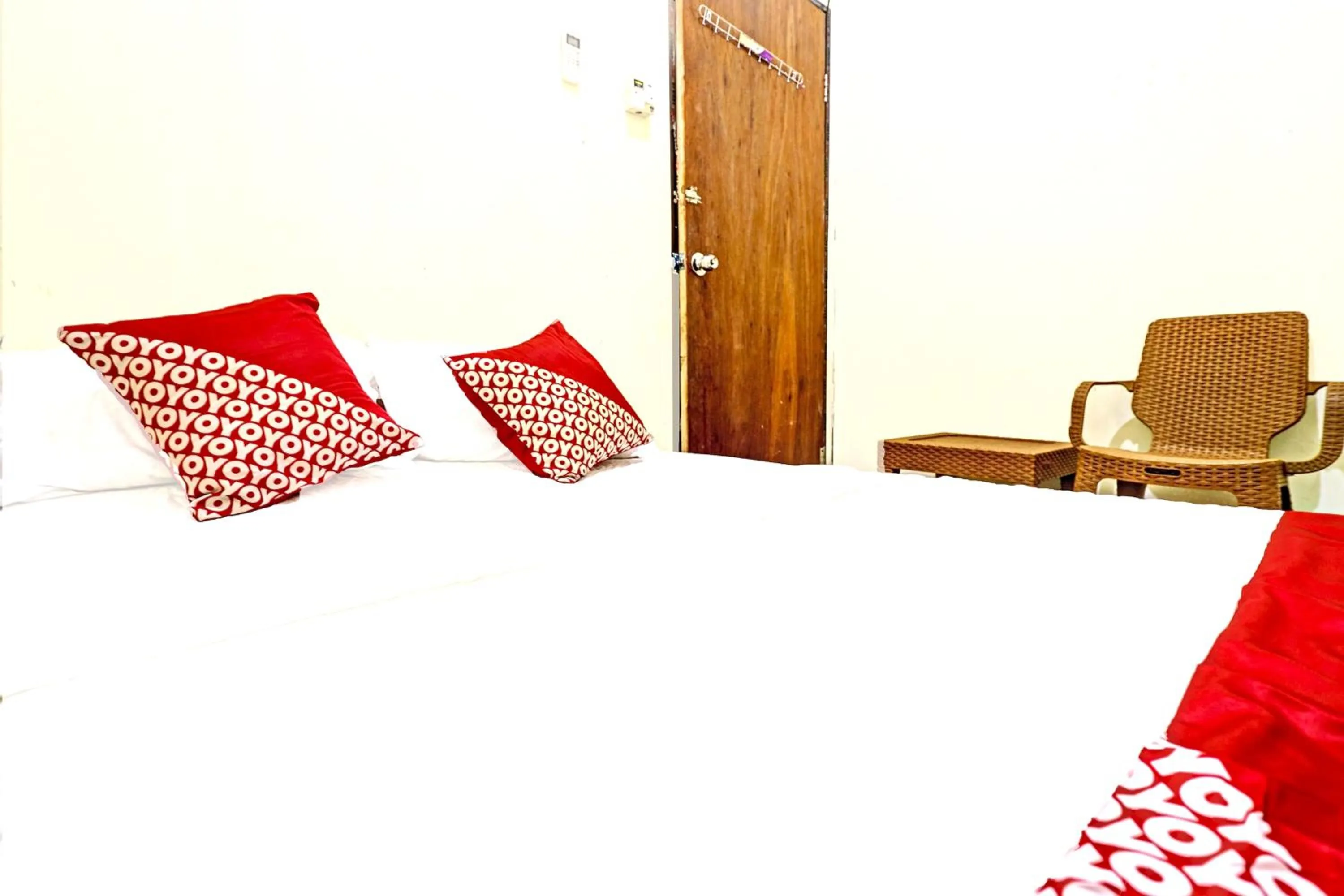 Photo of the whole room, Bed in Hotel O Sar Inn