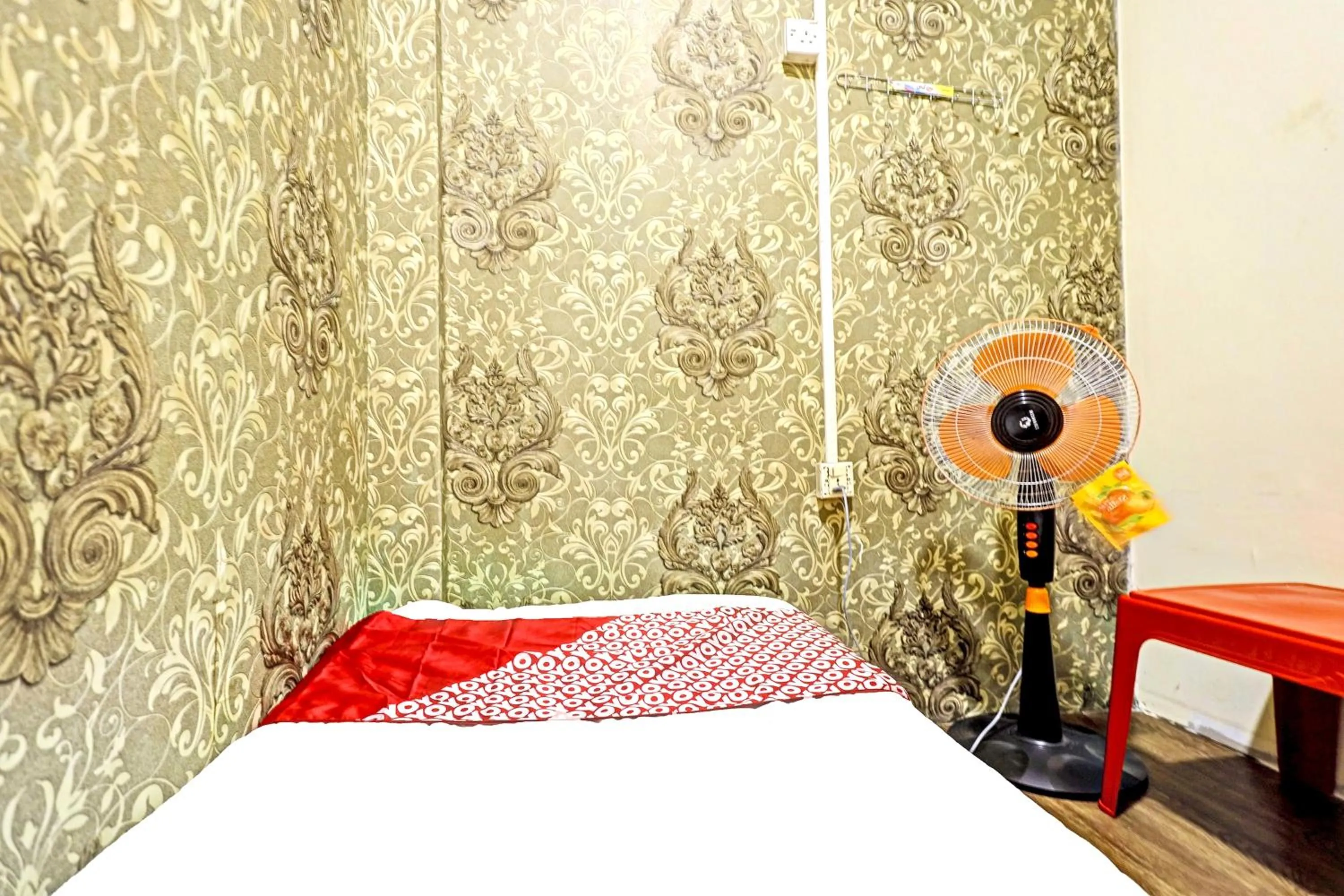 Bedroom, Bed in Hotel O Sar Inn