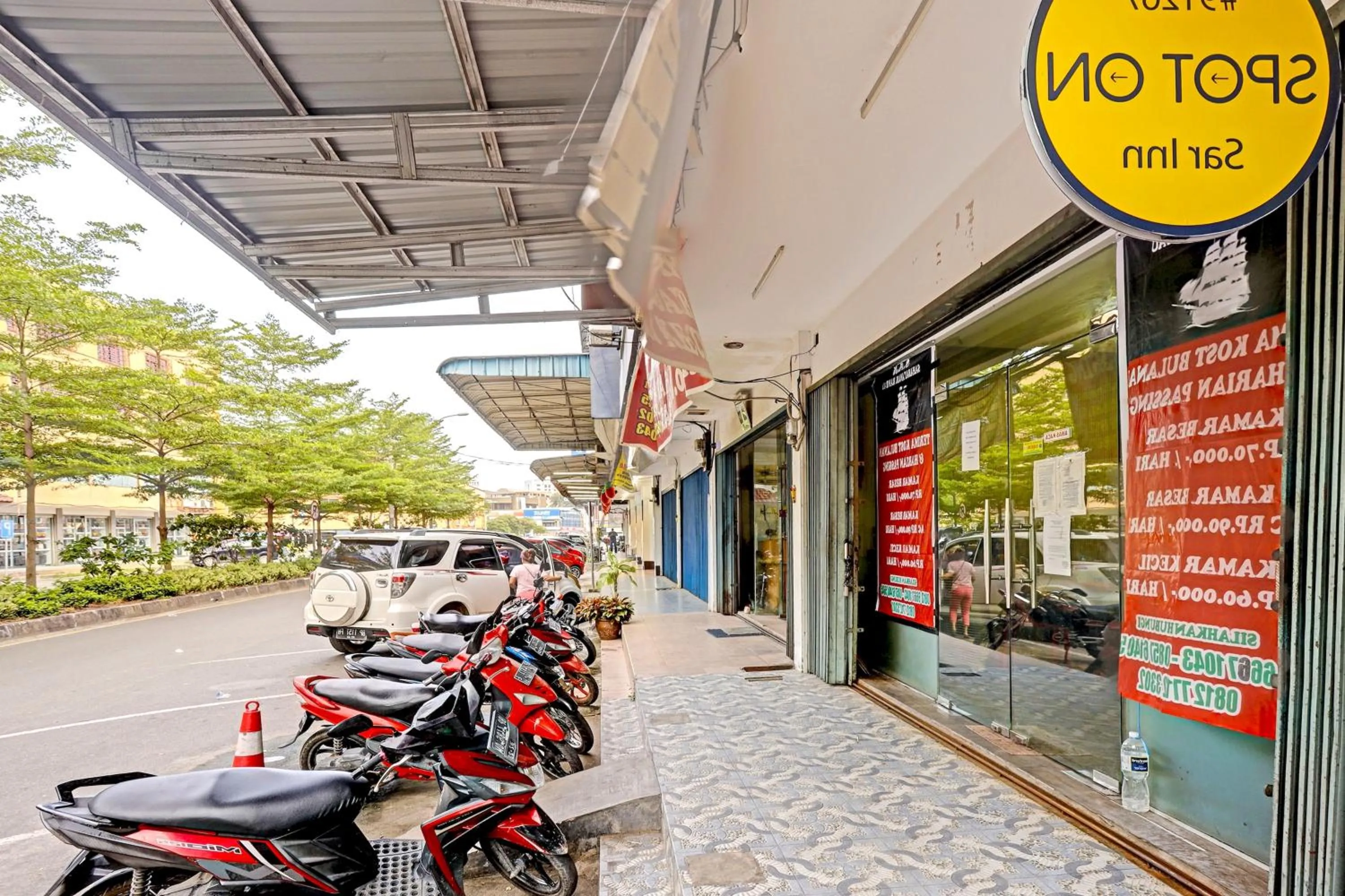 Property building in Hotel O Sar Inn