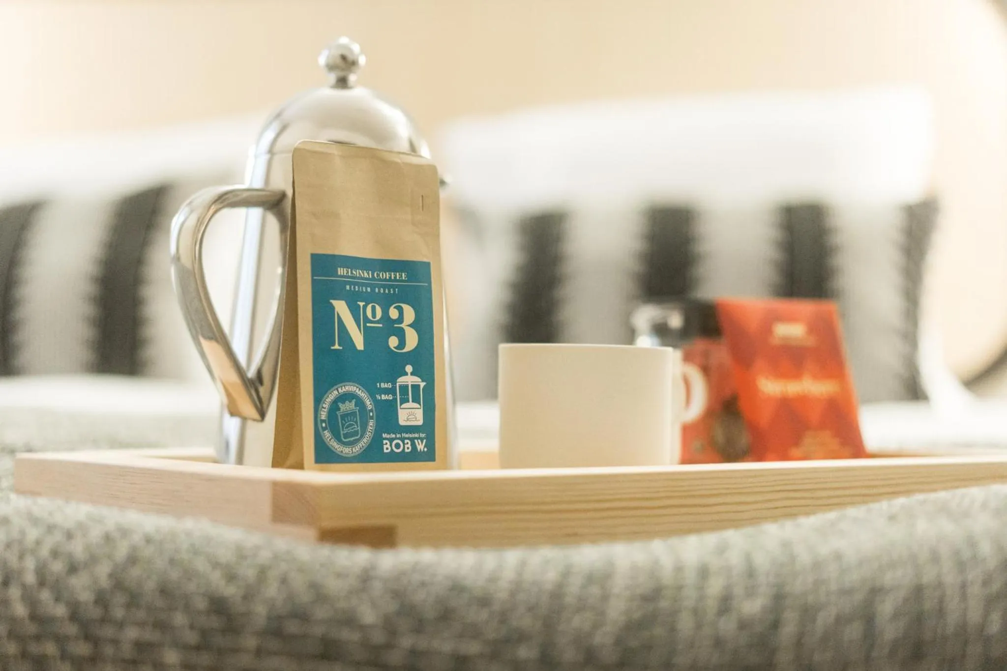 Coffee/tea facilities in Bob W Helsinki Kluuvi