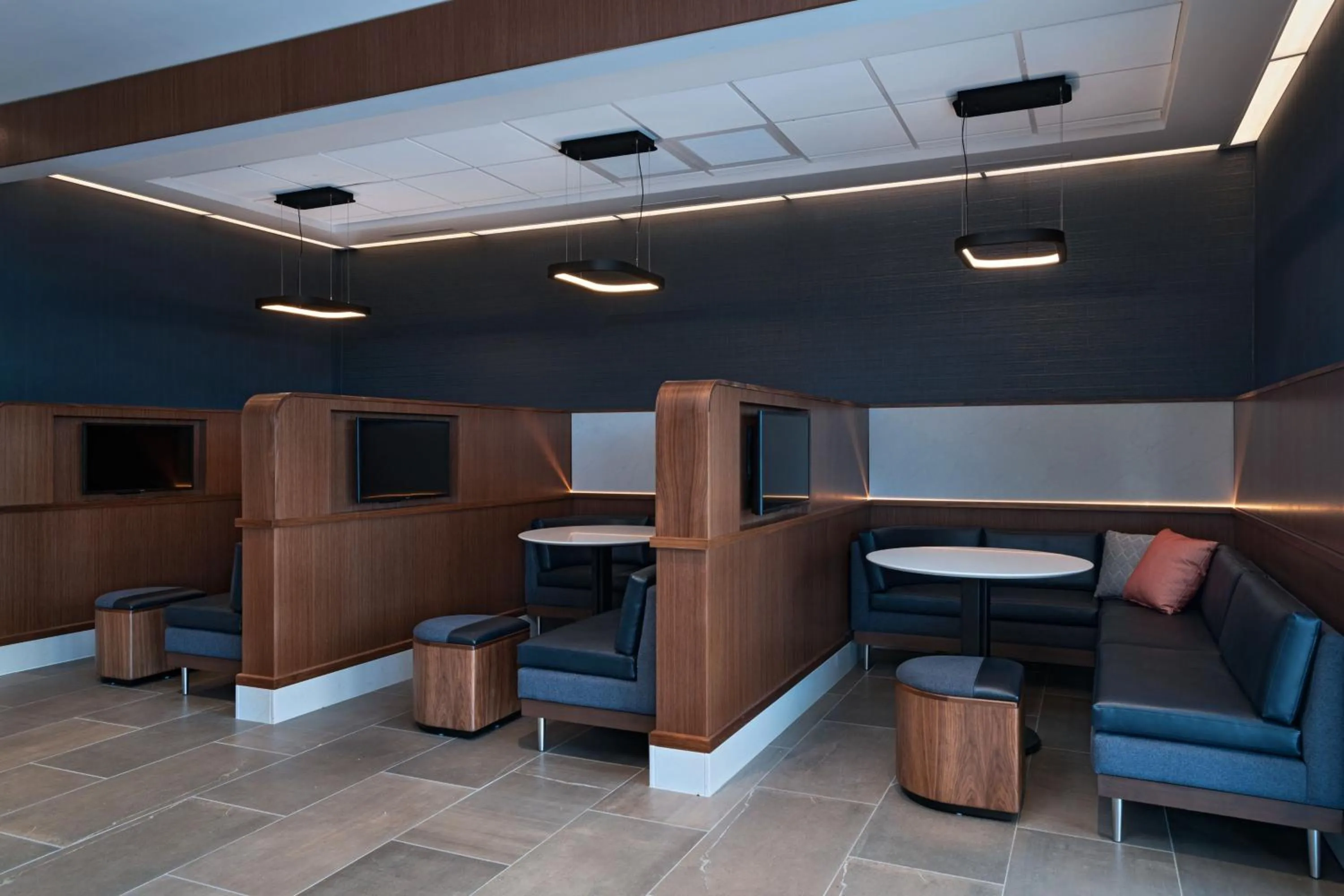 Restaurant/places to eat in Courtyard by Marriott Colorado Springs North, Air Force Academy