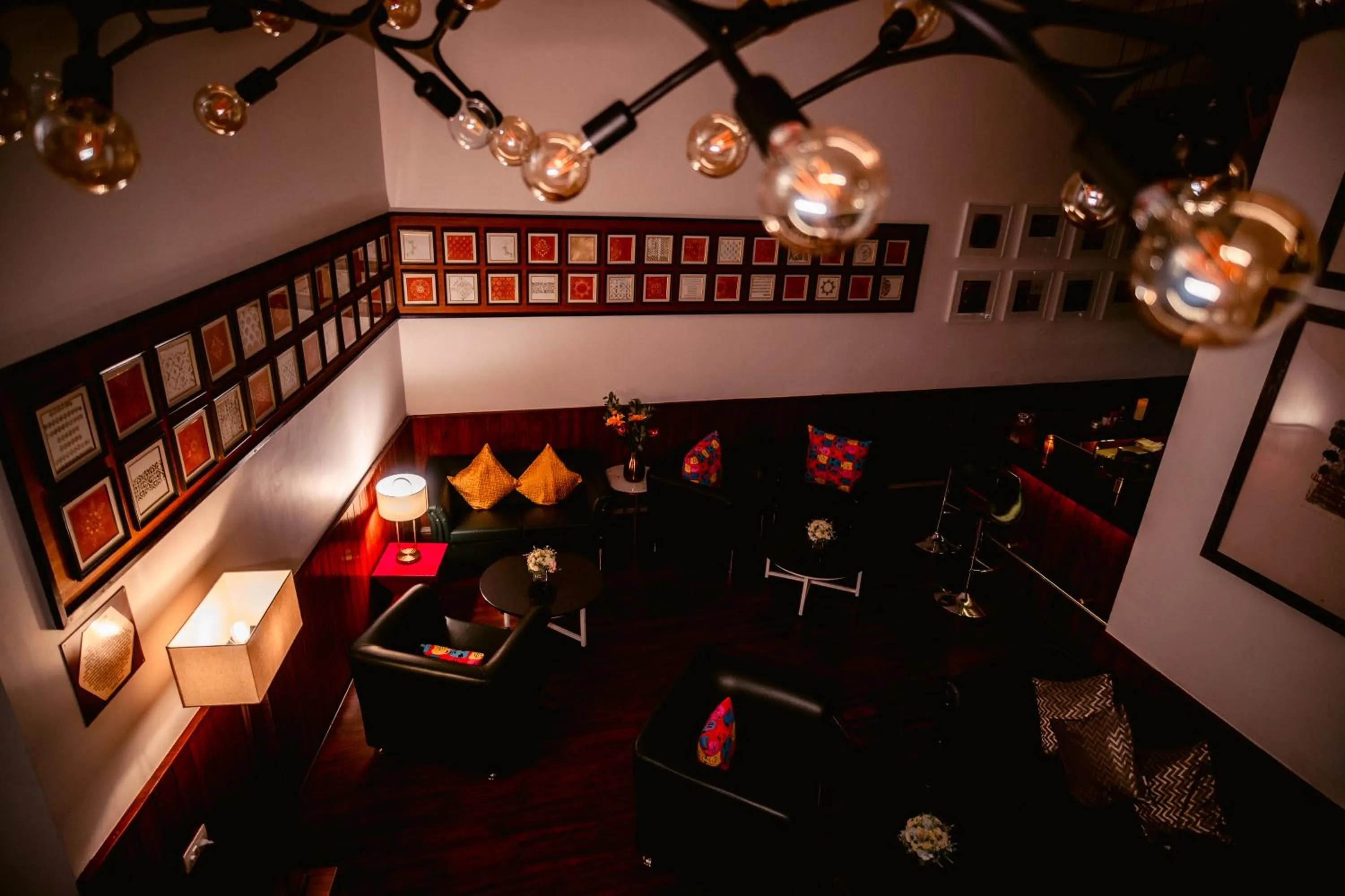 Lounge or bar in Tree of Life Eila Art Hotel, Manali