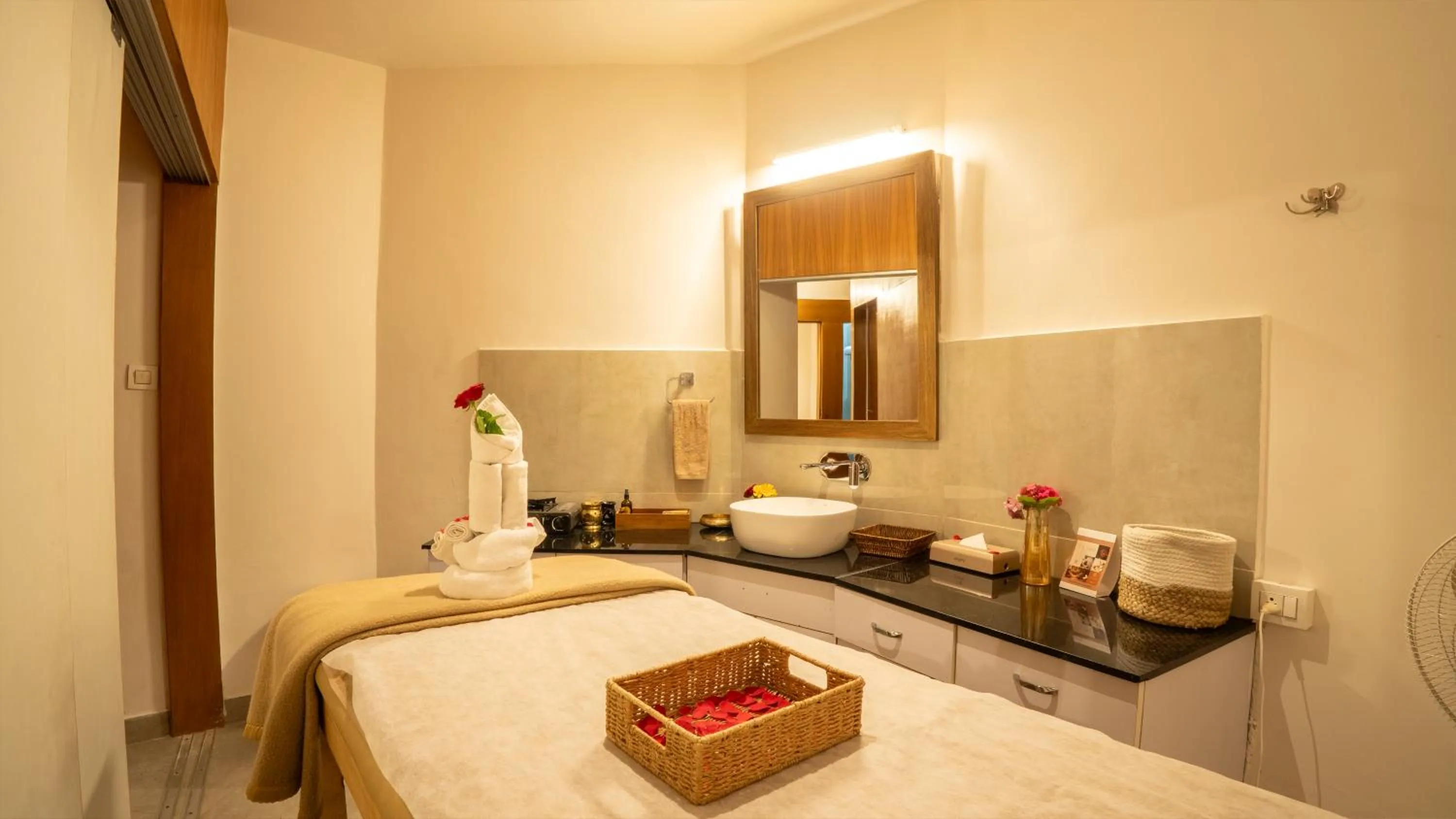 Spa and wellness centre/facilities in Tree of Life Eila Art Hotel, Manali