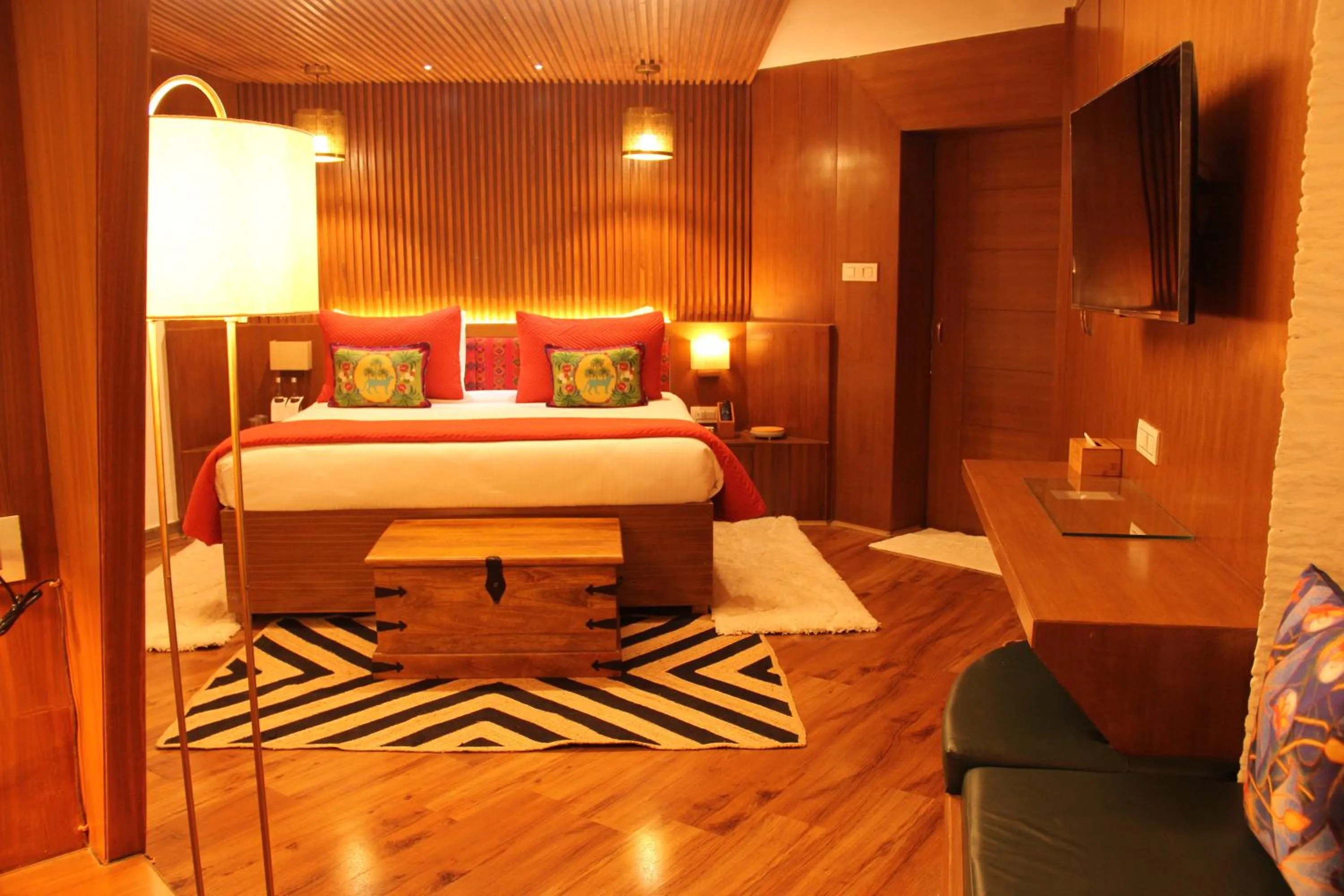 Bedroom, Bed in Tree of Life Eila Art Hotel, Manali