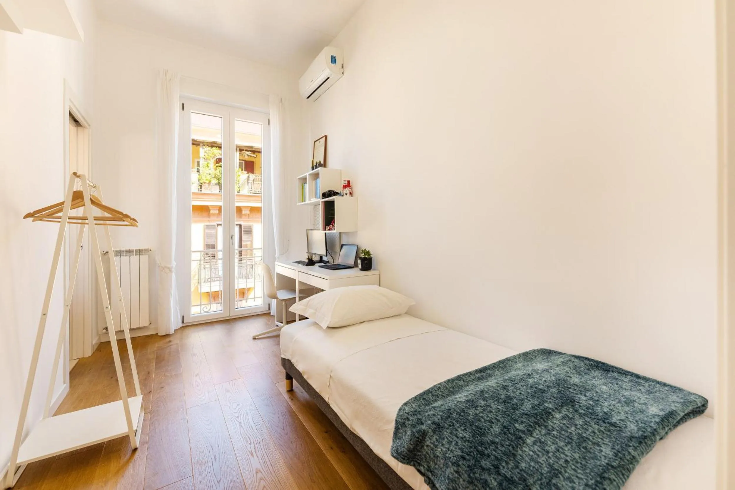 Bedroom, Bed in Terrazza San Ferdinando, Napoli