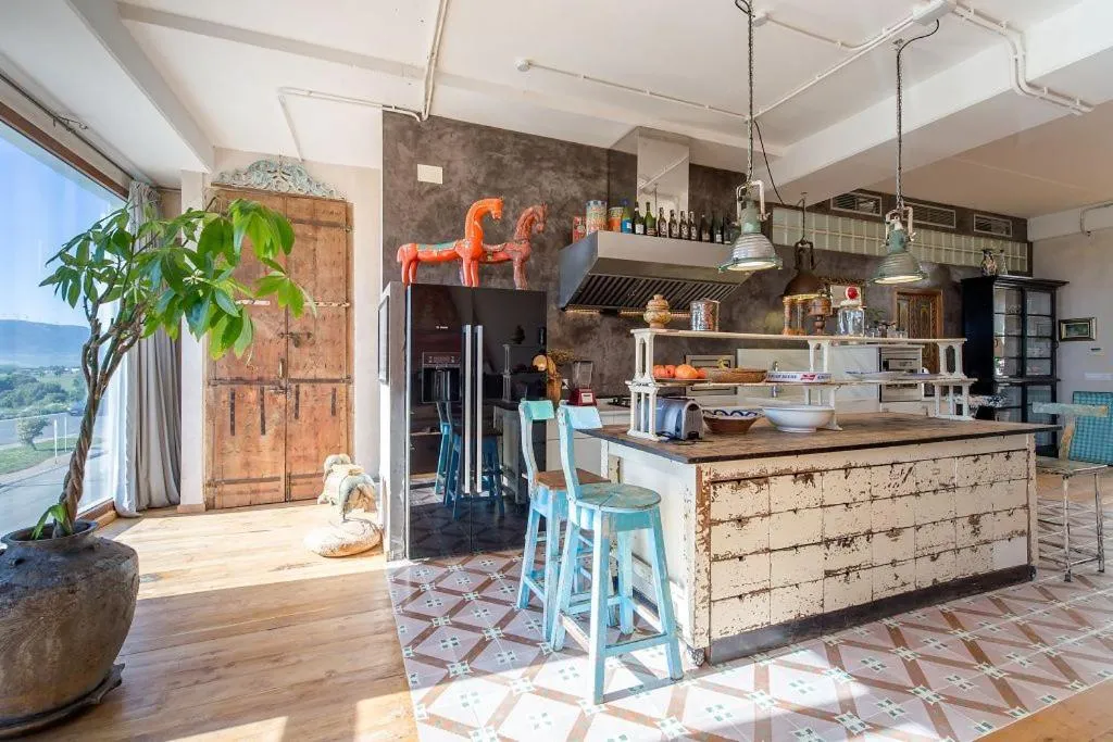 Kitchen or kitchenette in BOMBAYARTE APARTHOTEL TARIFA