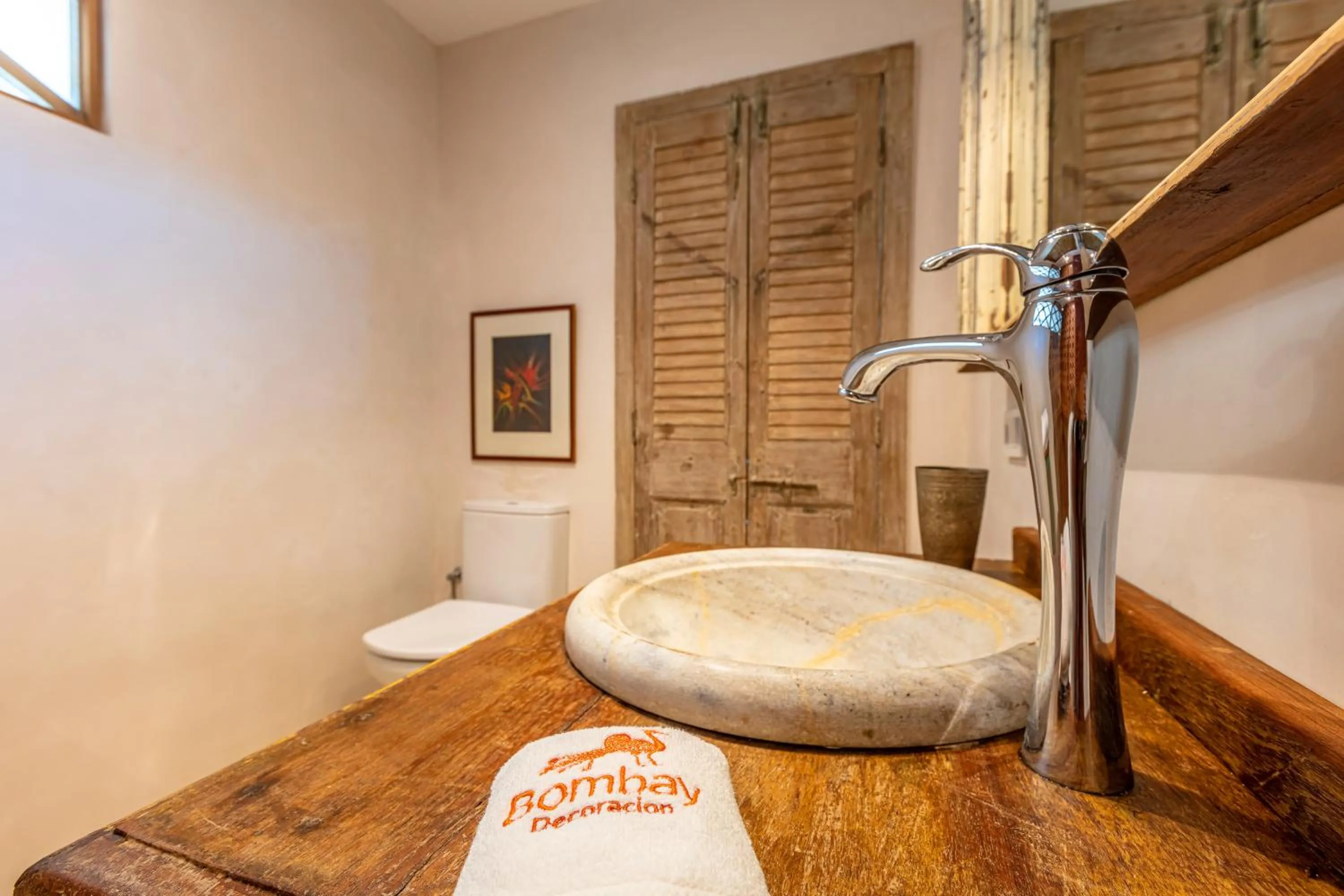 BOMBAYARTE APARTHOTEL TARIFA