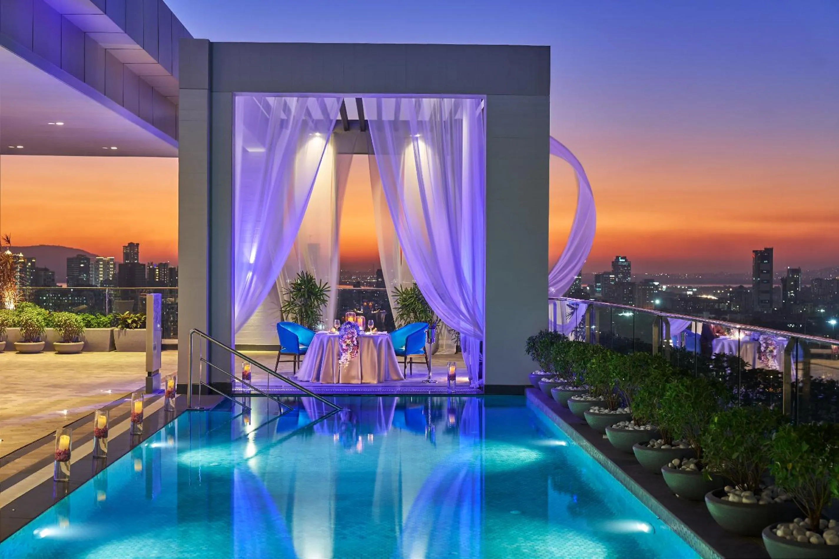 Swimming pool in Vivanta Navi Mumbai Turbhe