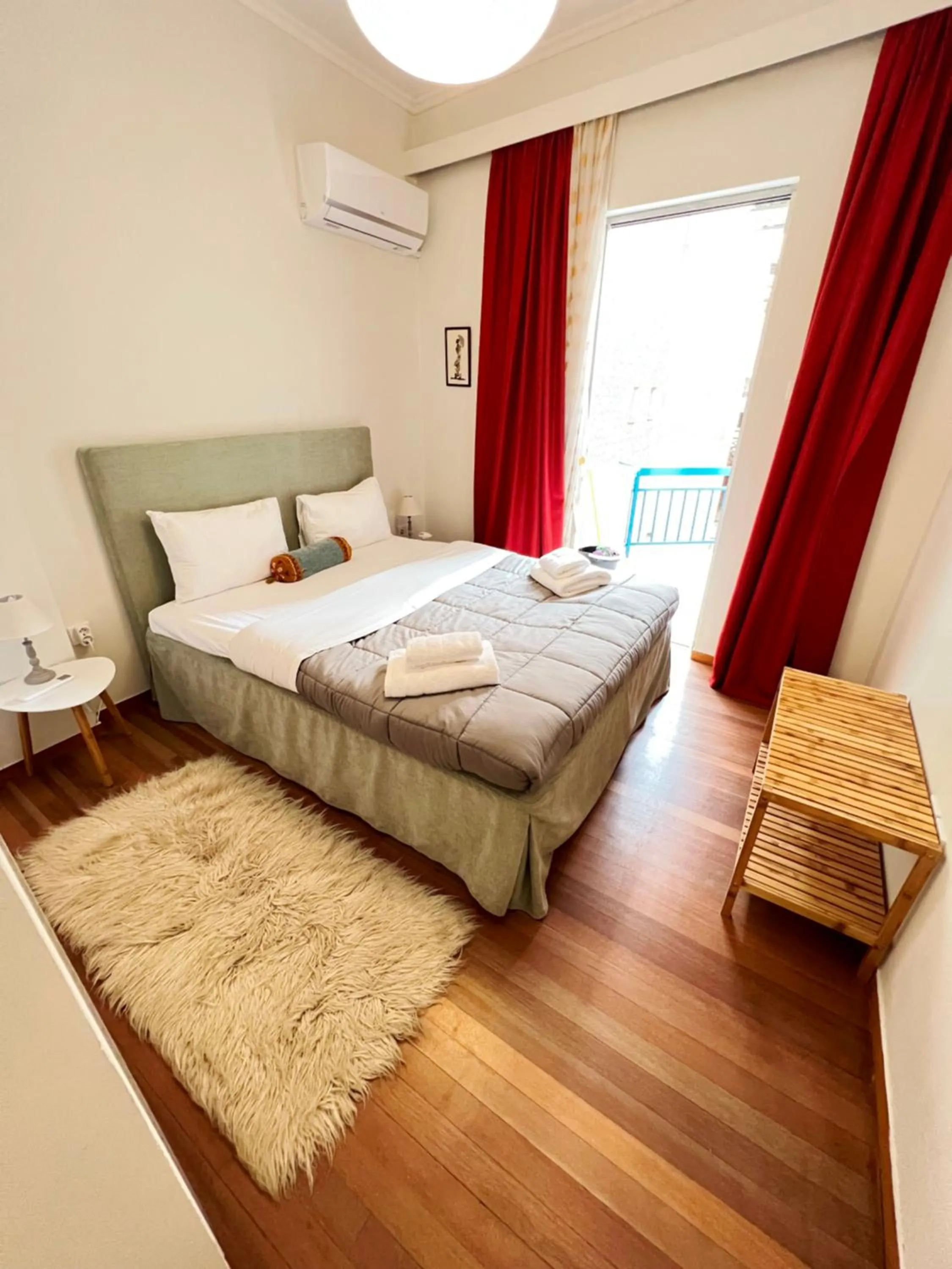 Two-Bedroom Apartment in A Stroll to the Acropolis - By Athenian Homes