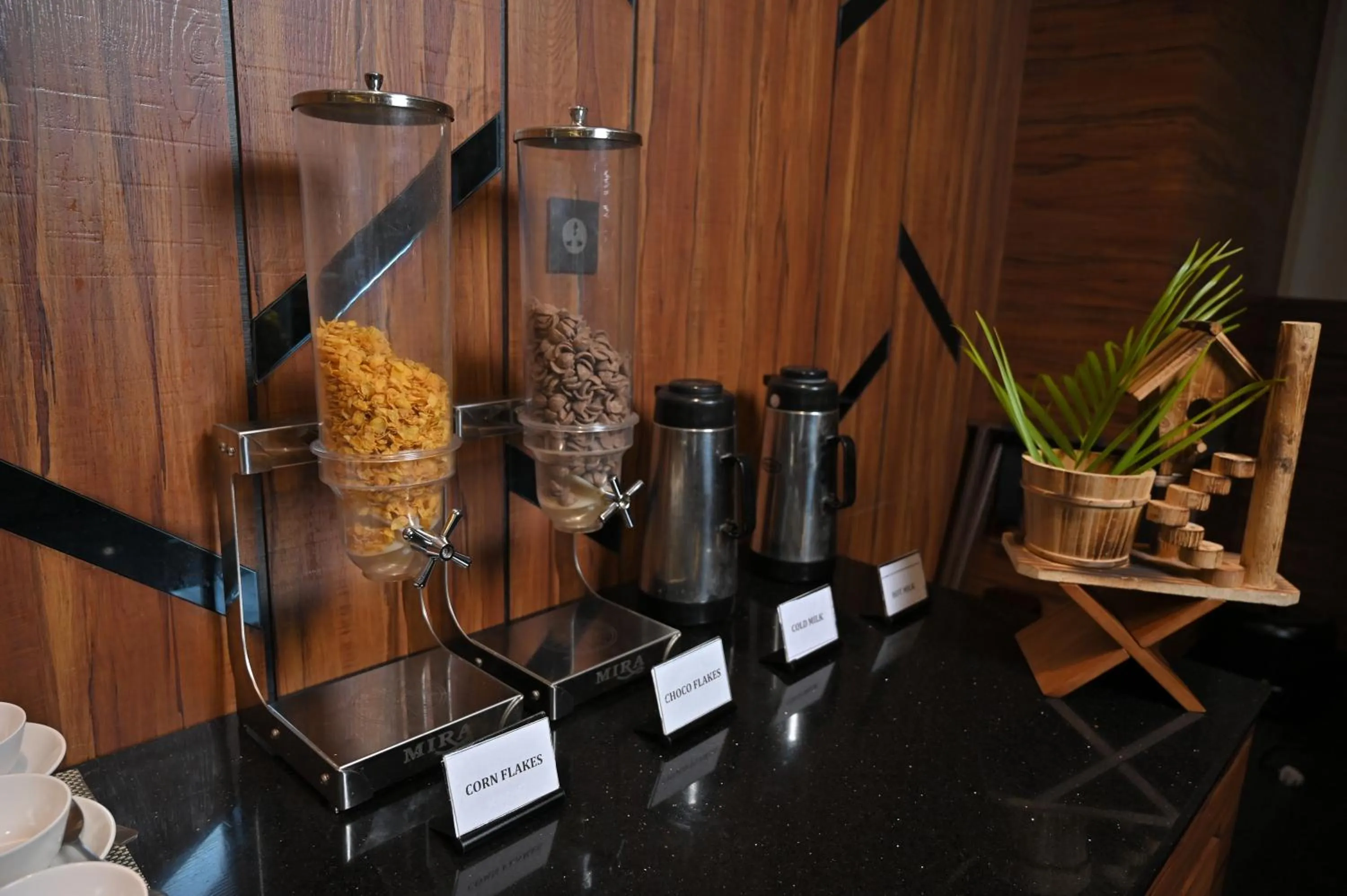 Food and drinks in Hotel Tip Top International Pune