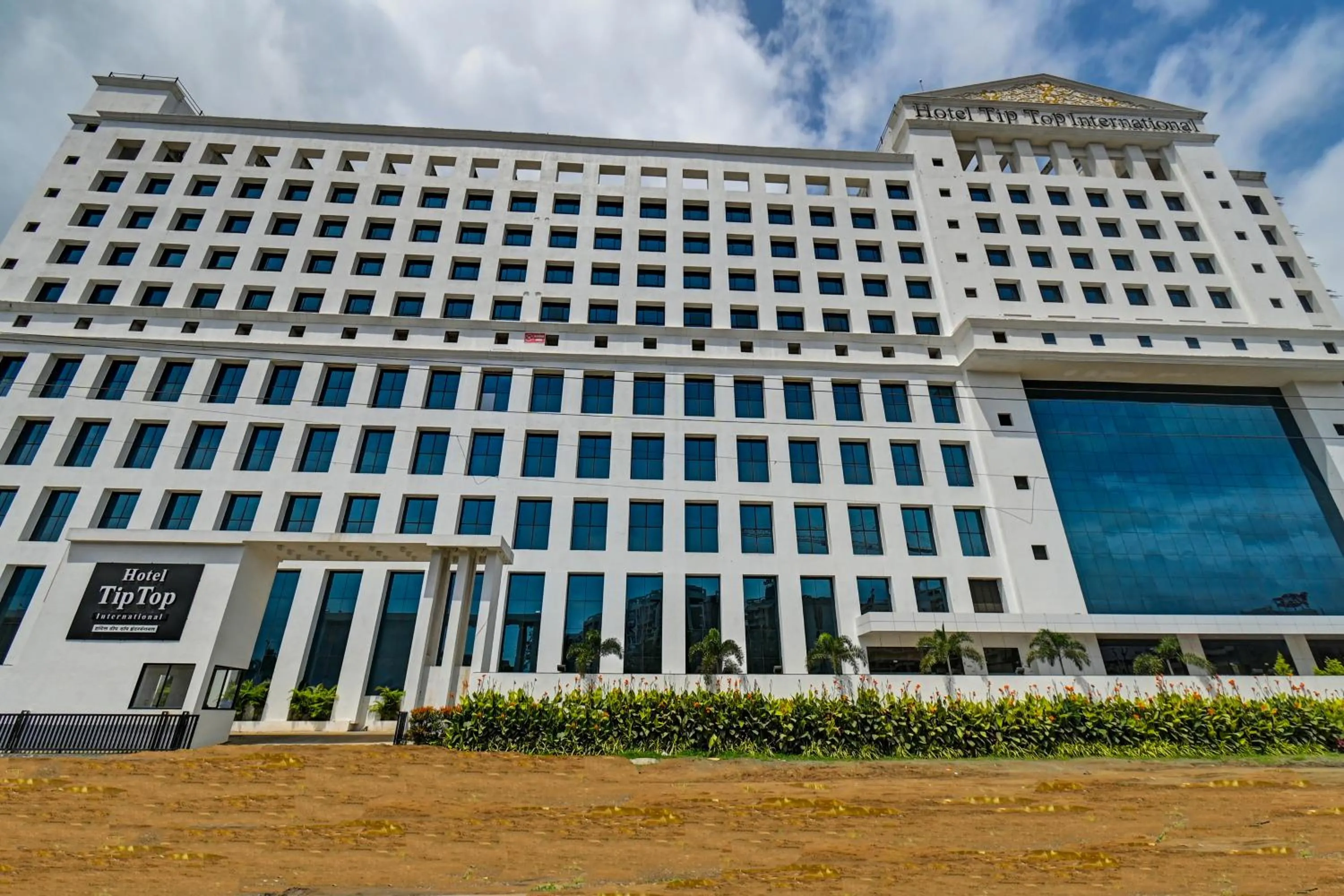 Property building in Hotel Tip Top International Pune