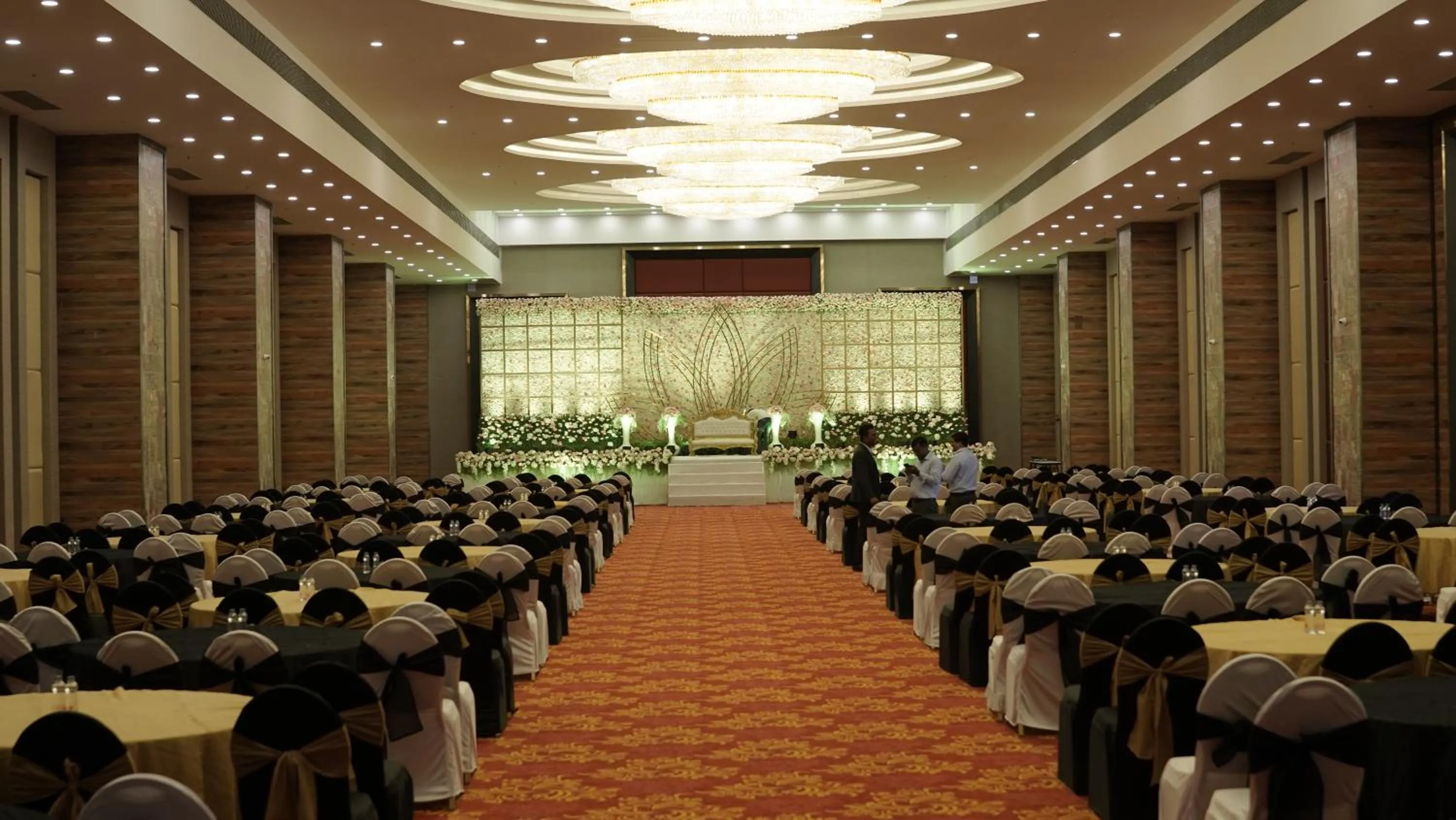 Business facilities in Hotel Tip Top International Pune