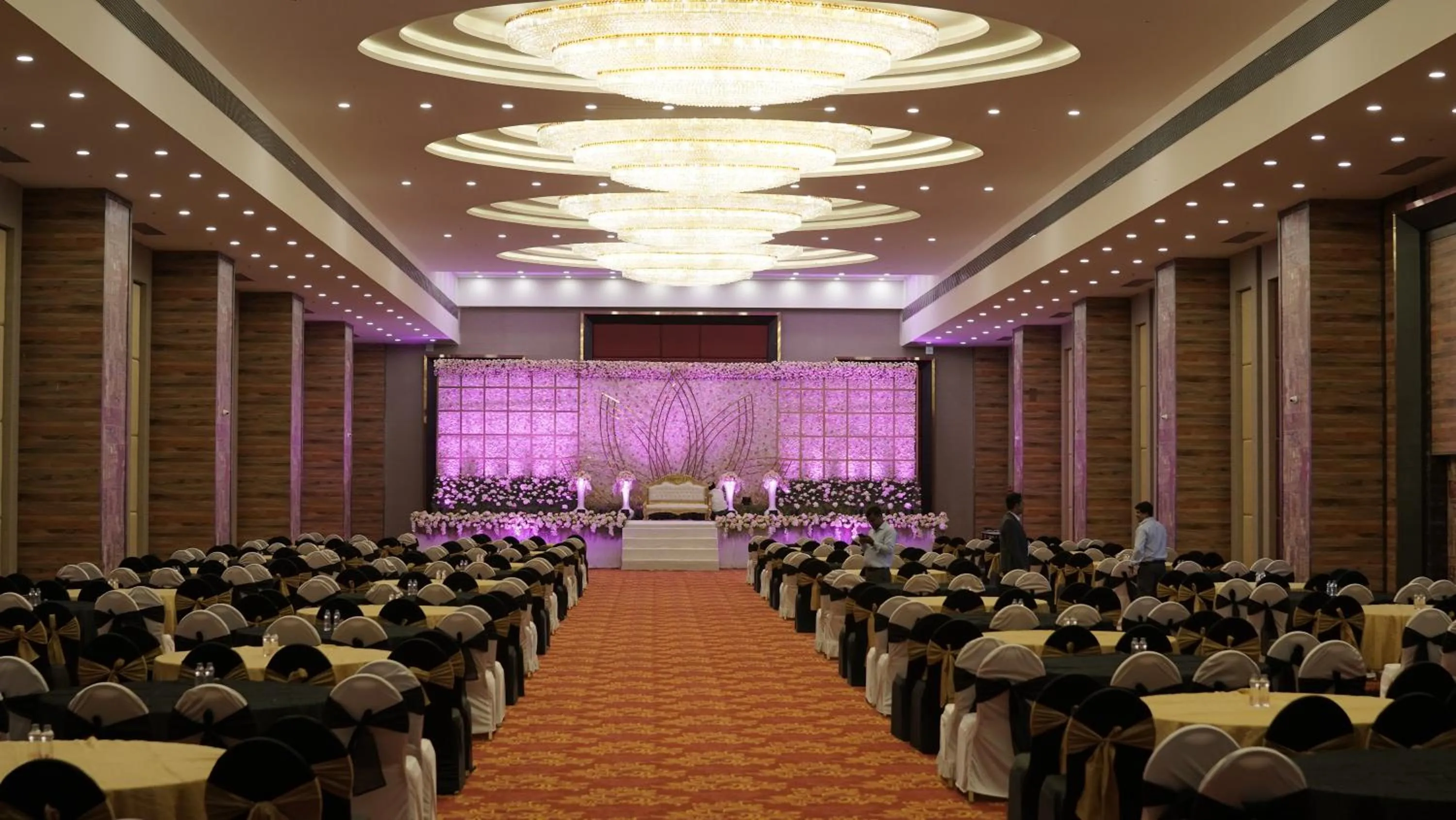 Business facilities in Hotel Tip Top International Pune