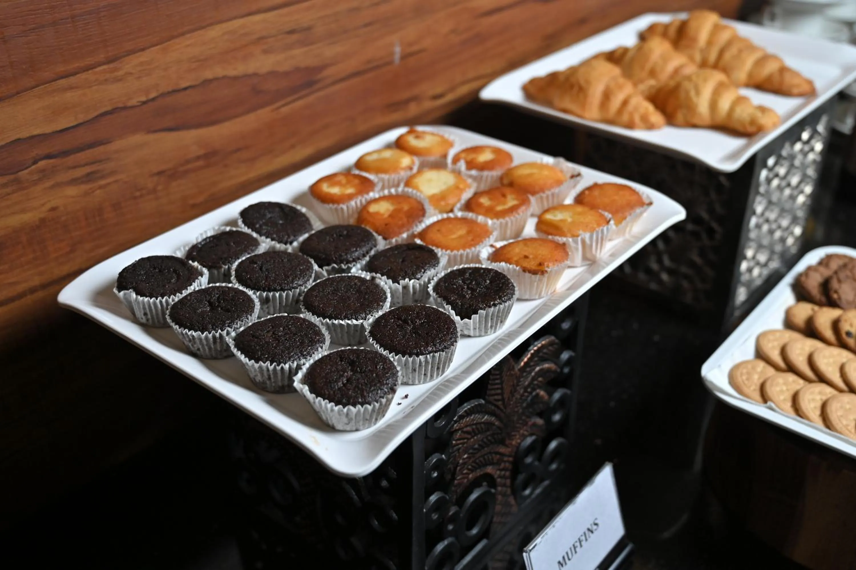 Buffet breakfast in Hotel Tip Top International Pune