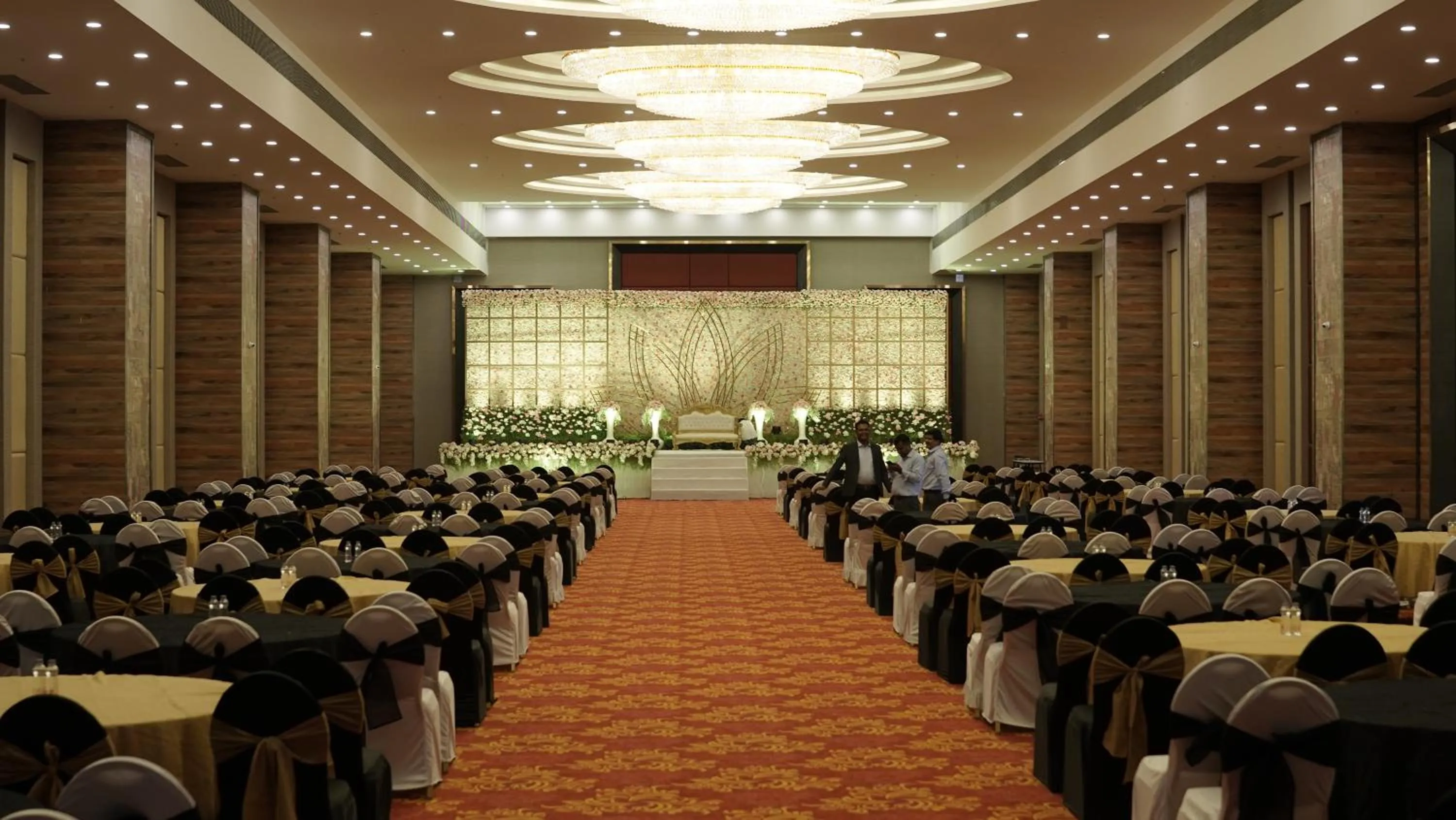 Business facilities in Hotel Tip Top International Pune