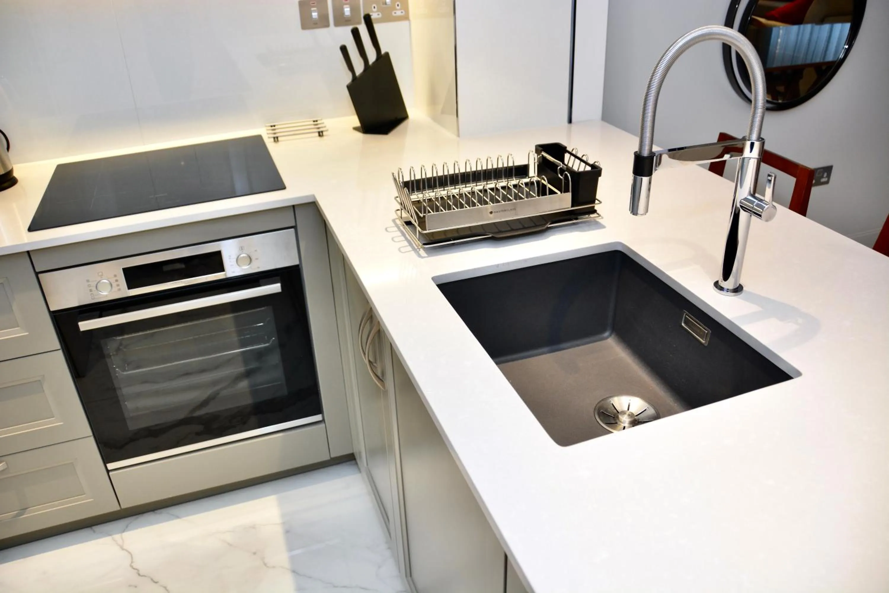 Kitchen or kitchenette in Sanctum Regent's Park