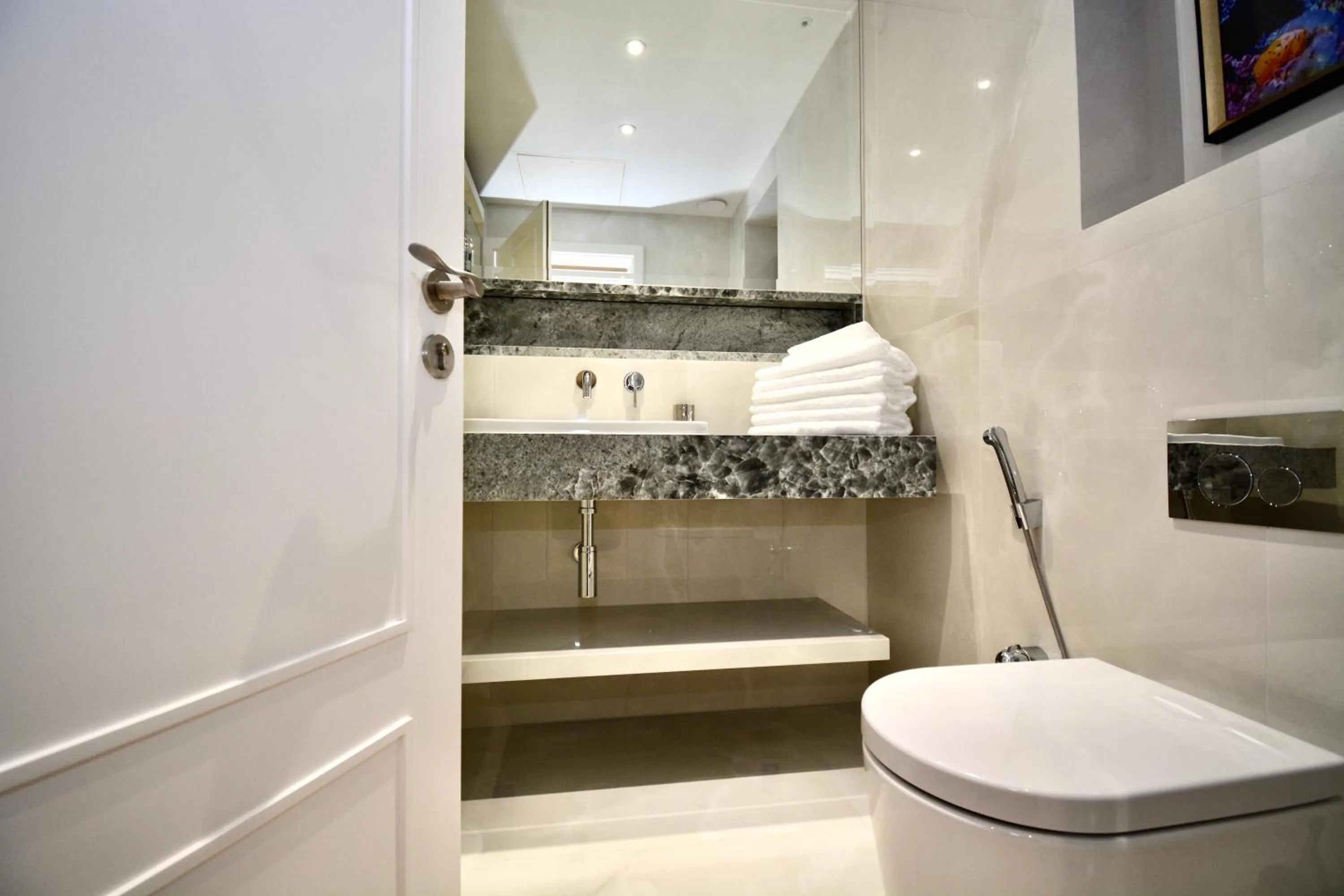 Shower in Sanctum Regent's Park