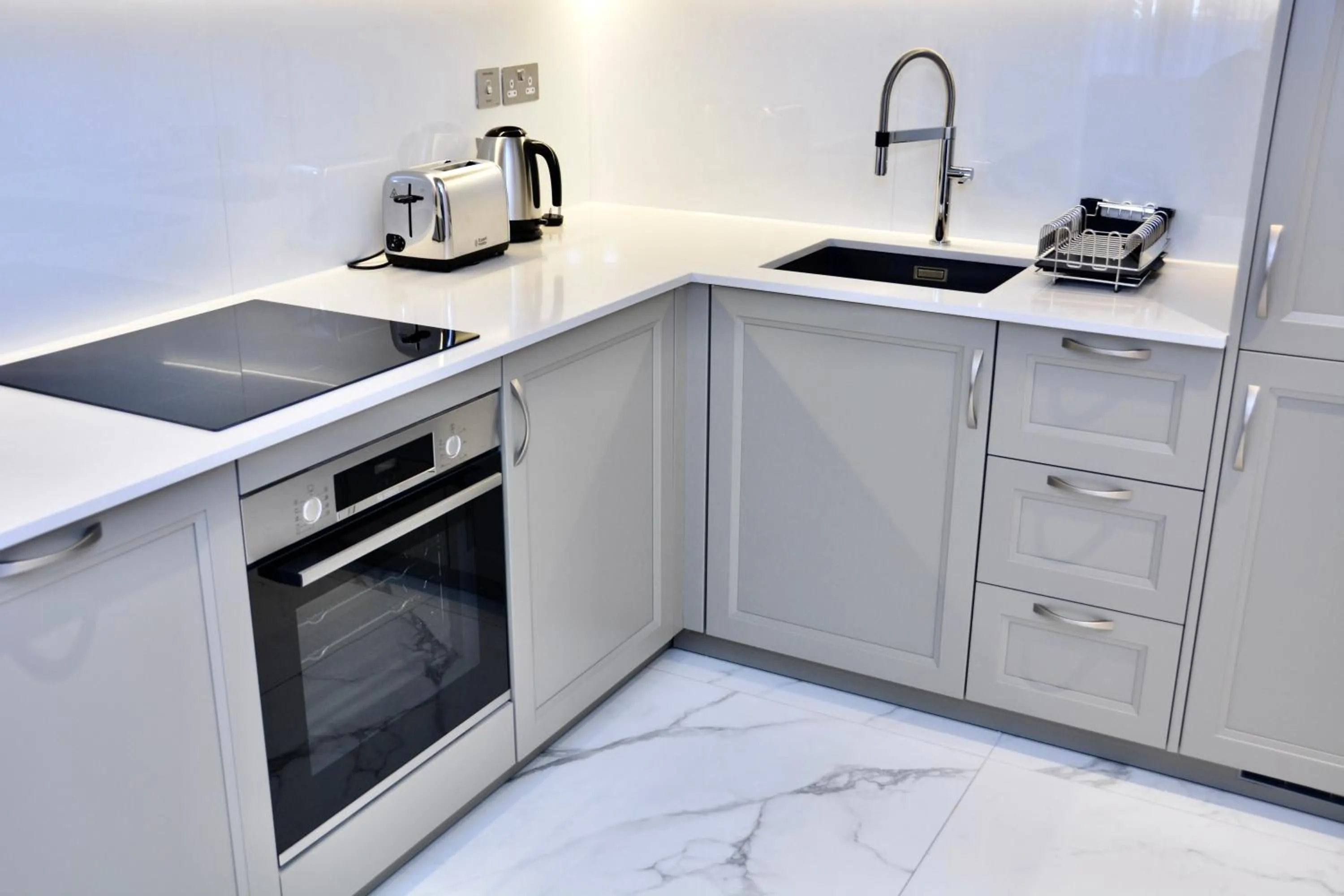 Kitchen or kitchenette in Sanctum Regent's Park