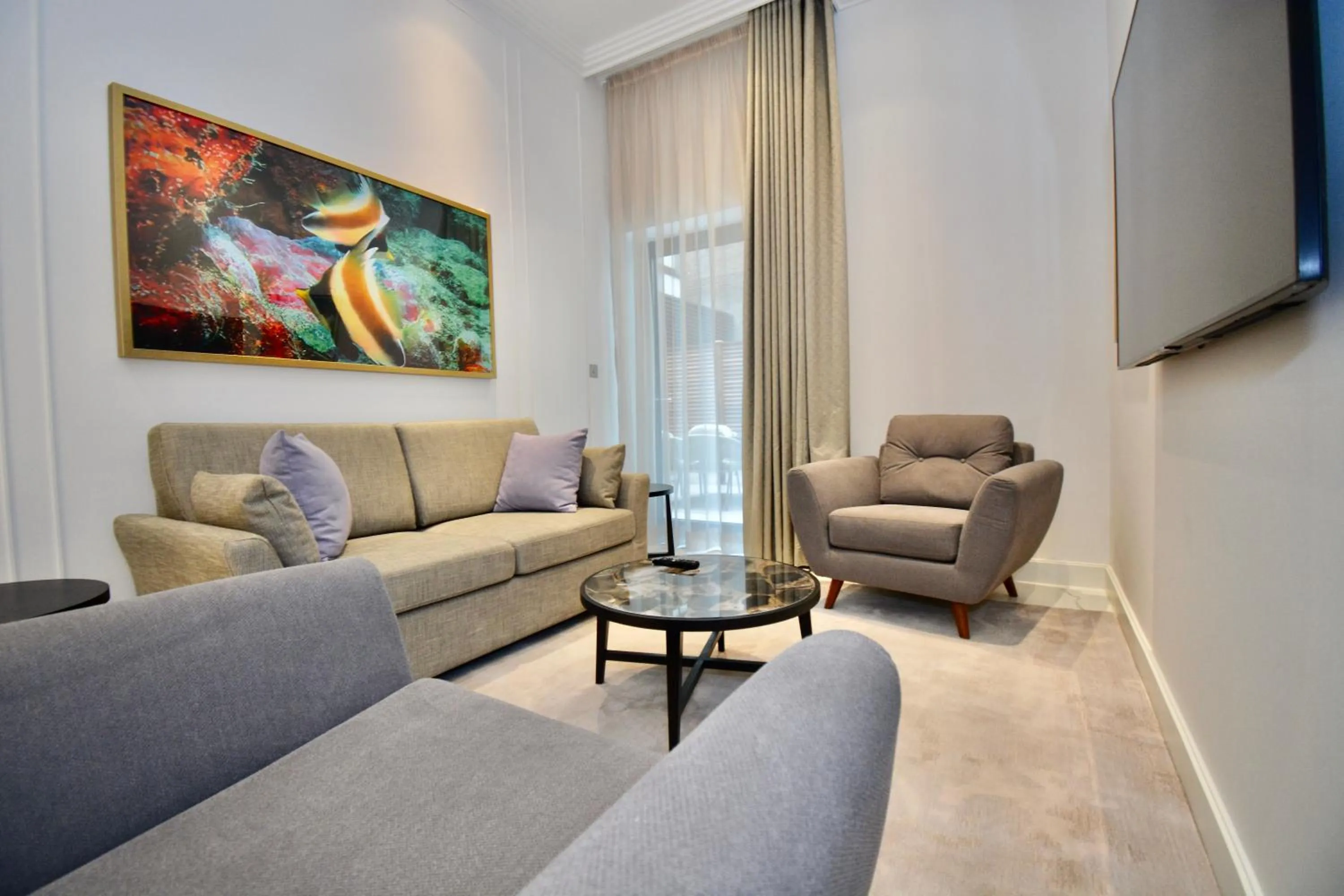 TV and multimedia in Sanctum Regent's Park