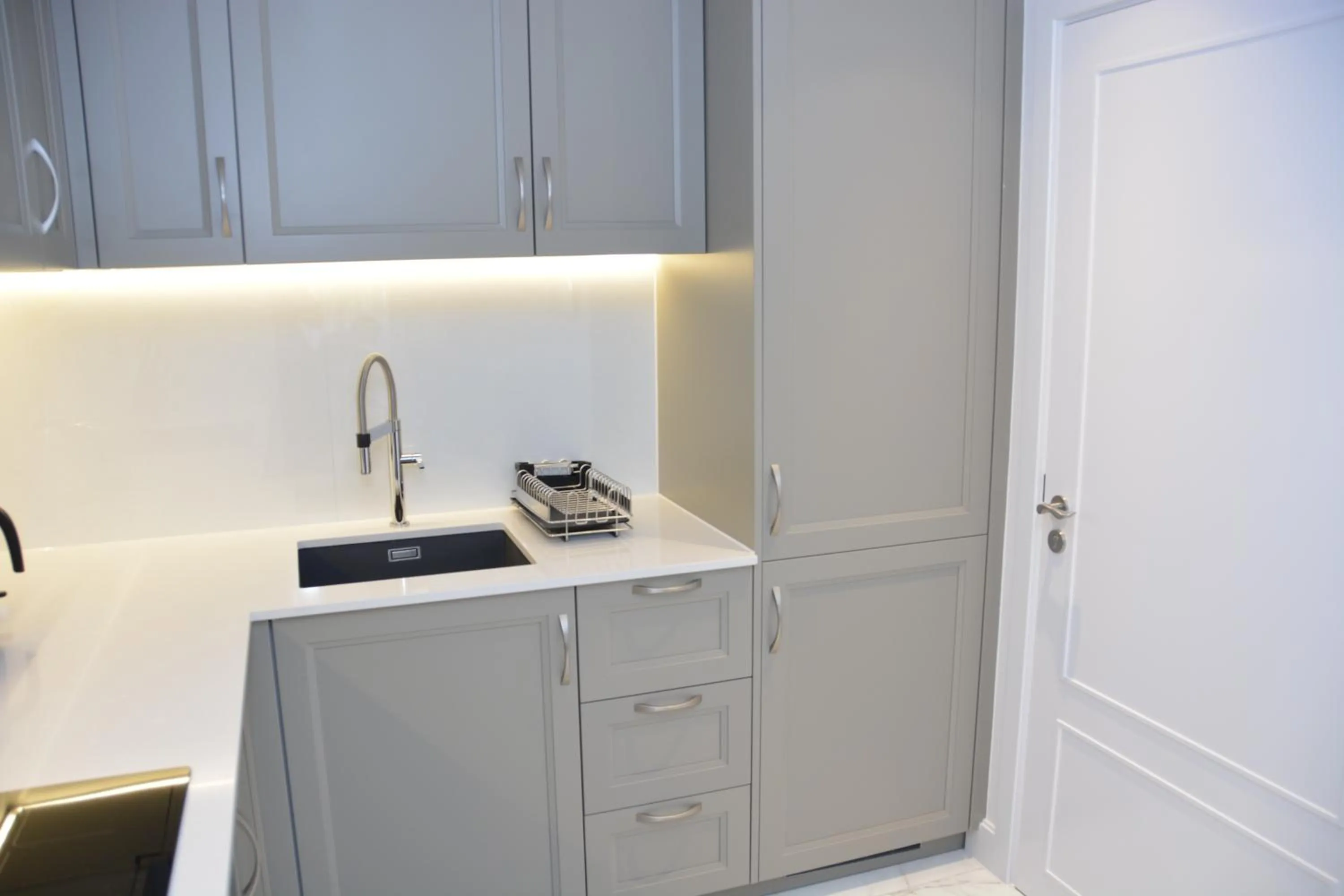 Kitchen or kitchenette in Sanctum Regent's Park