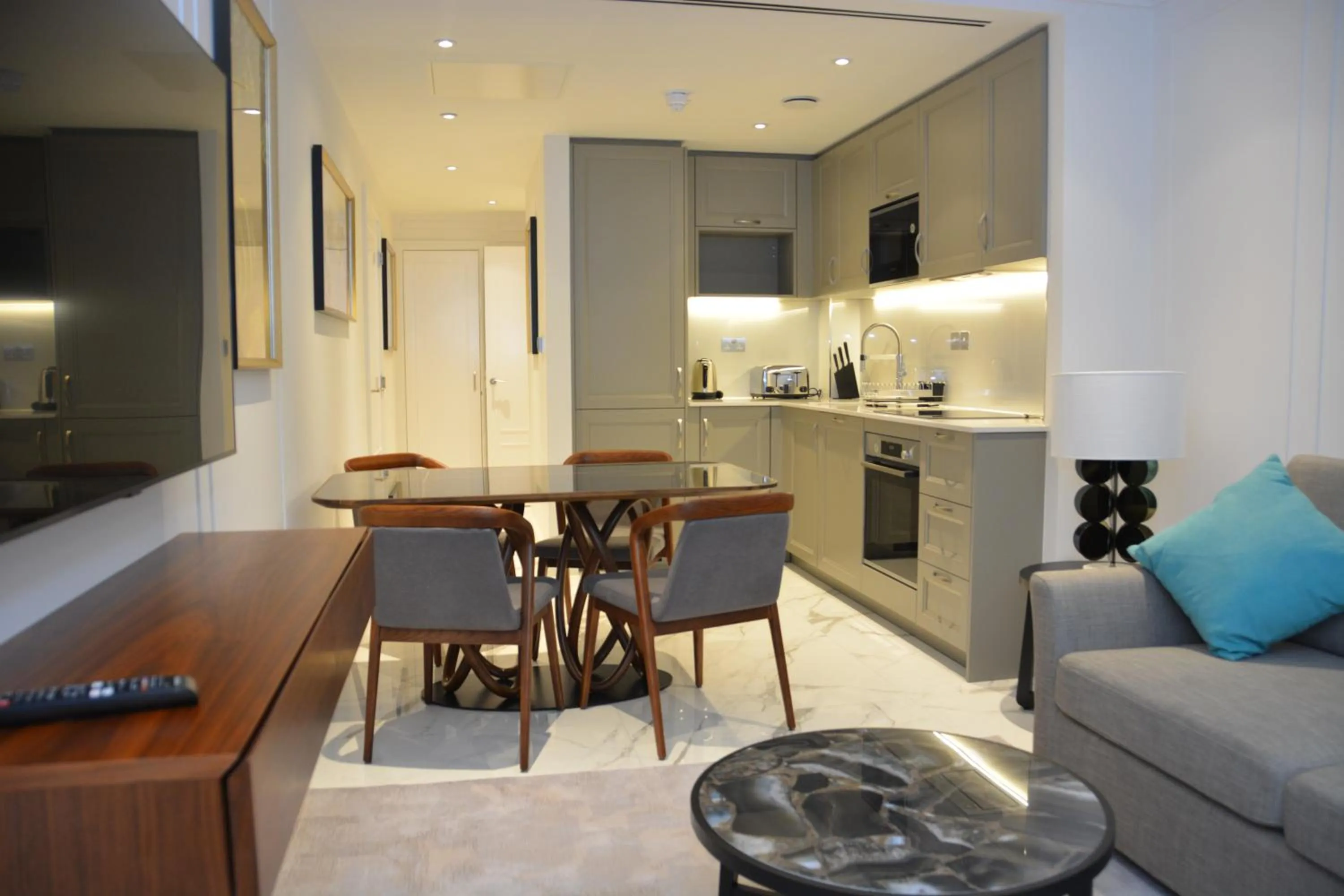 Kitchen or kitchenette in Sanctum Regent's Park