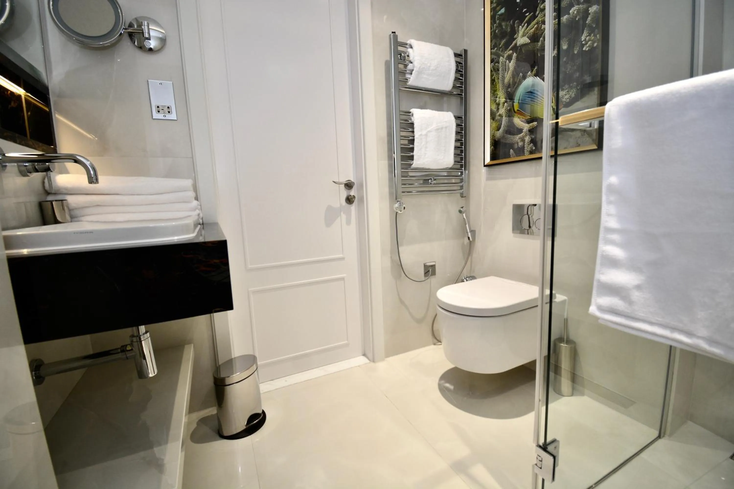 Shower in Sanctum Regent's Park