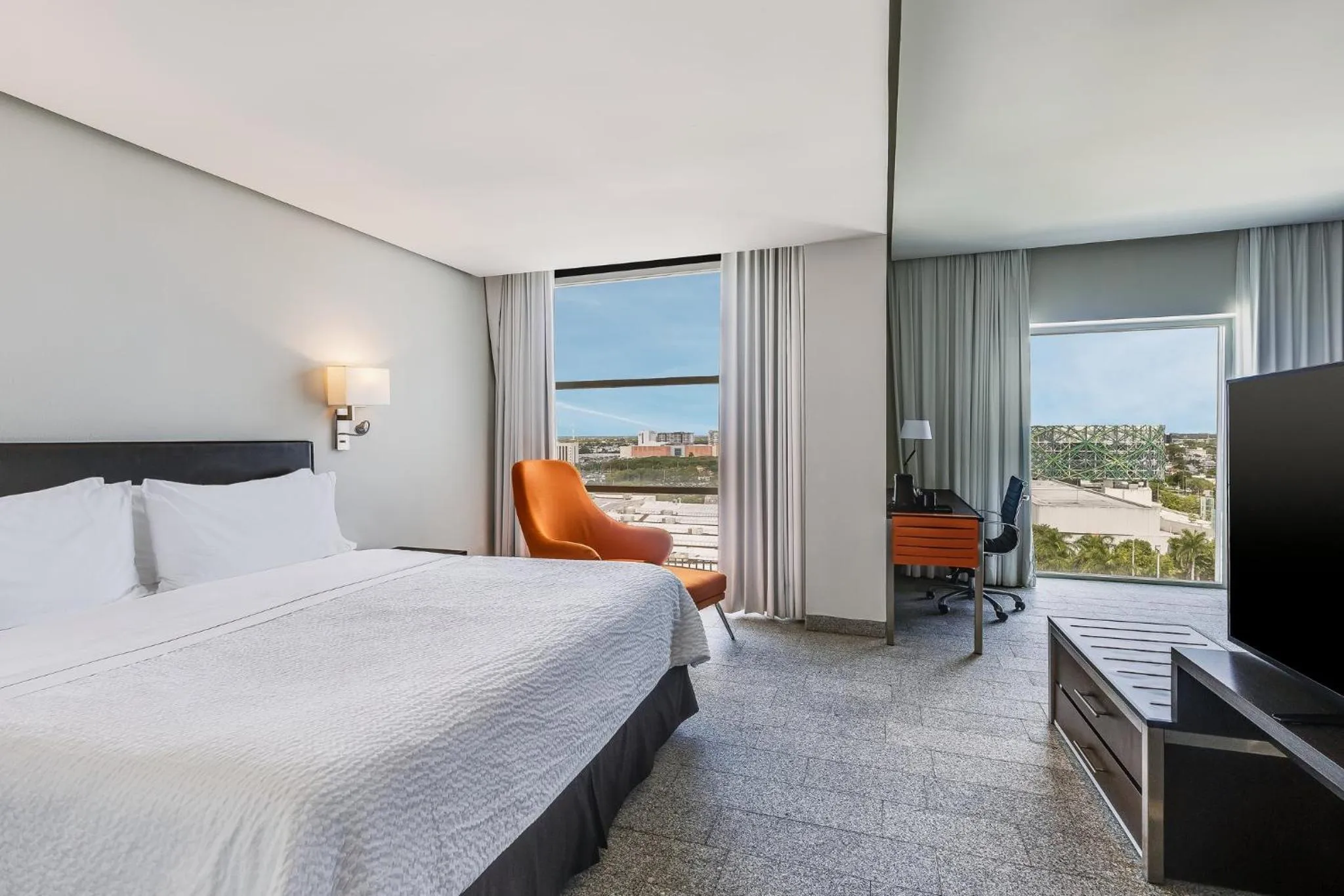 Photo of the whole room, Bed in Fiesta Inn Merida