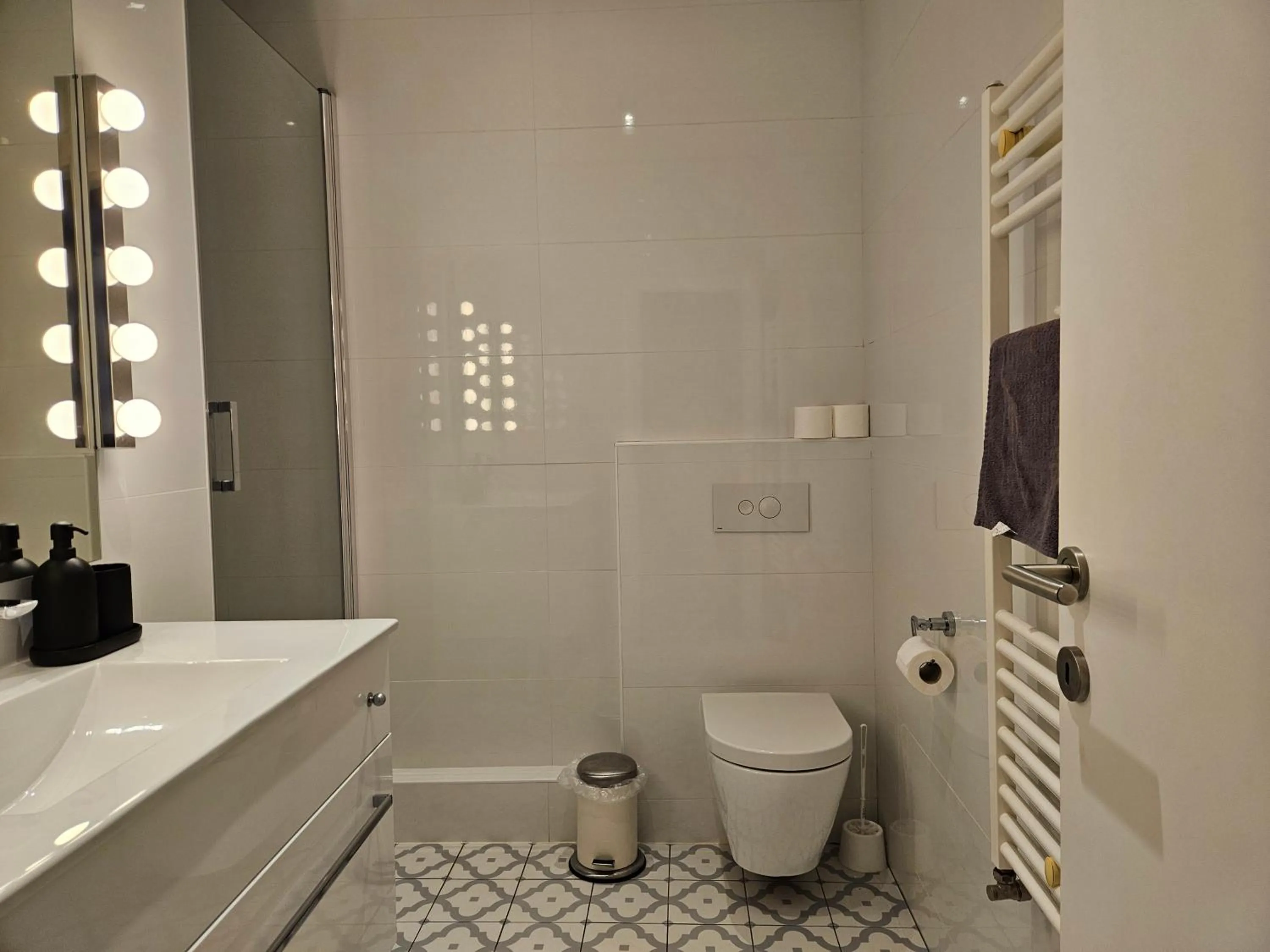 Shower in Exclusive Kaptol Apartment