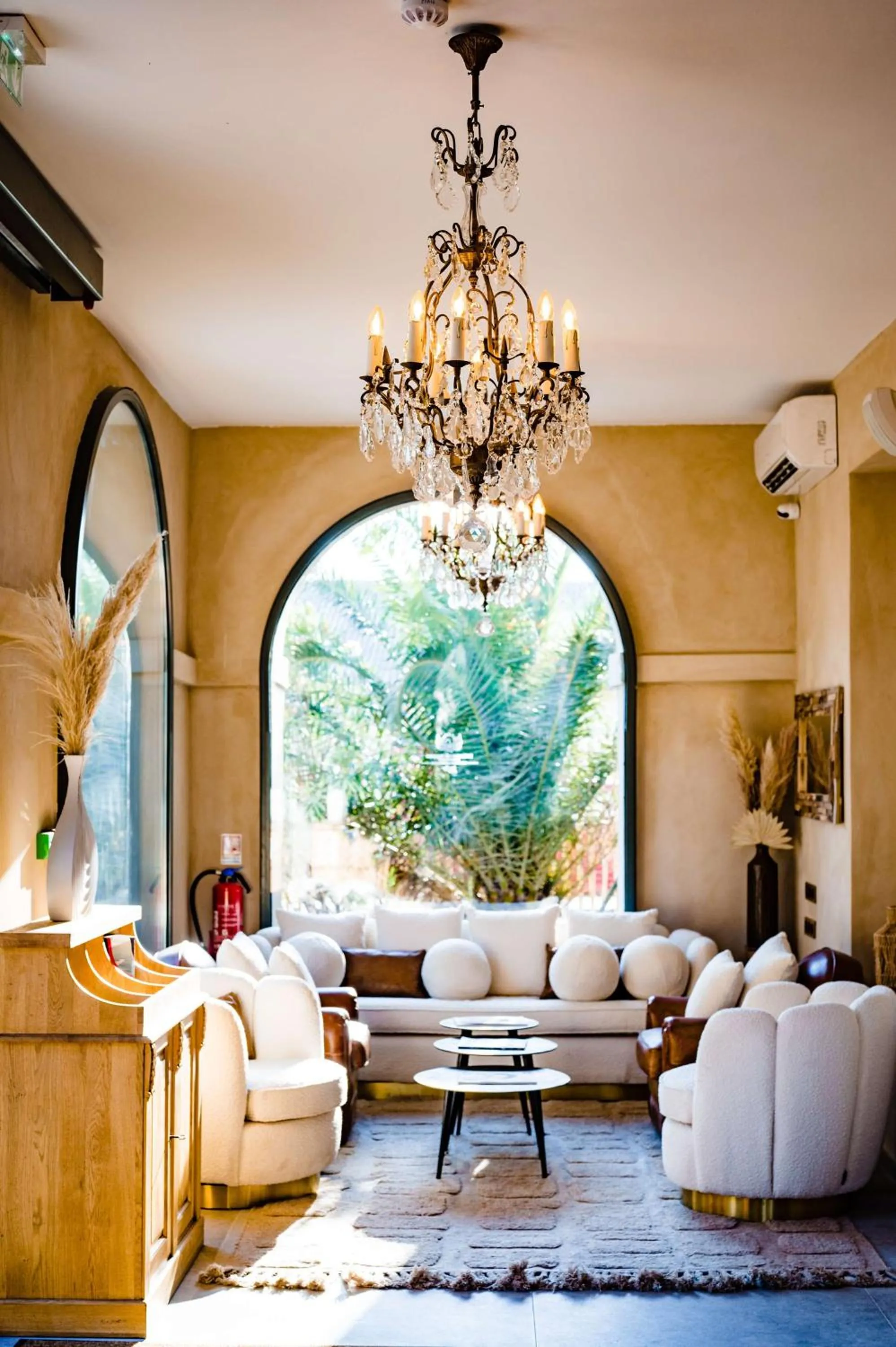 Lobby or reception in Le Hameau Des Pesquiers Ecolodge & Spa, Curio Collection By Hilton