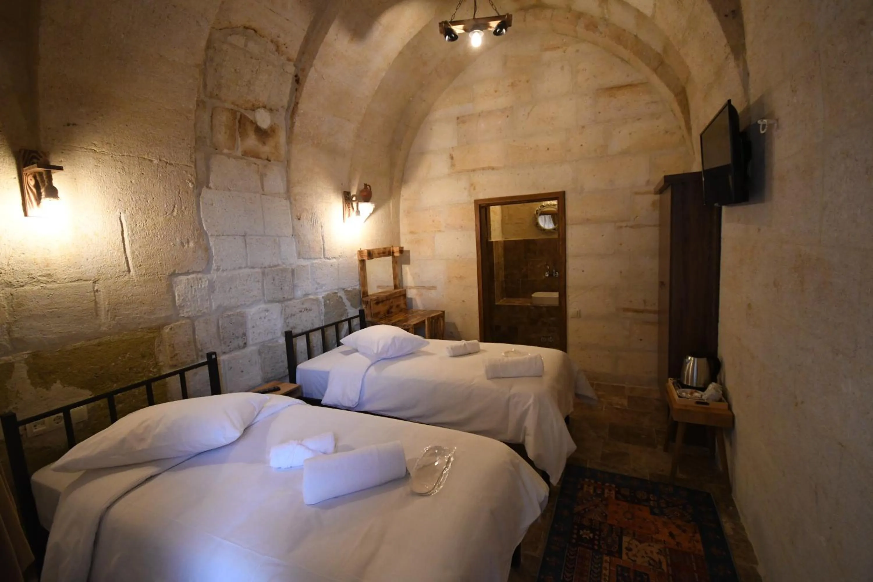 Bed in Lavinia Cappadocia Cave