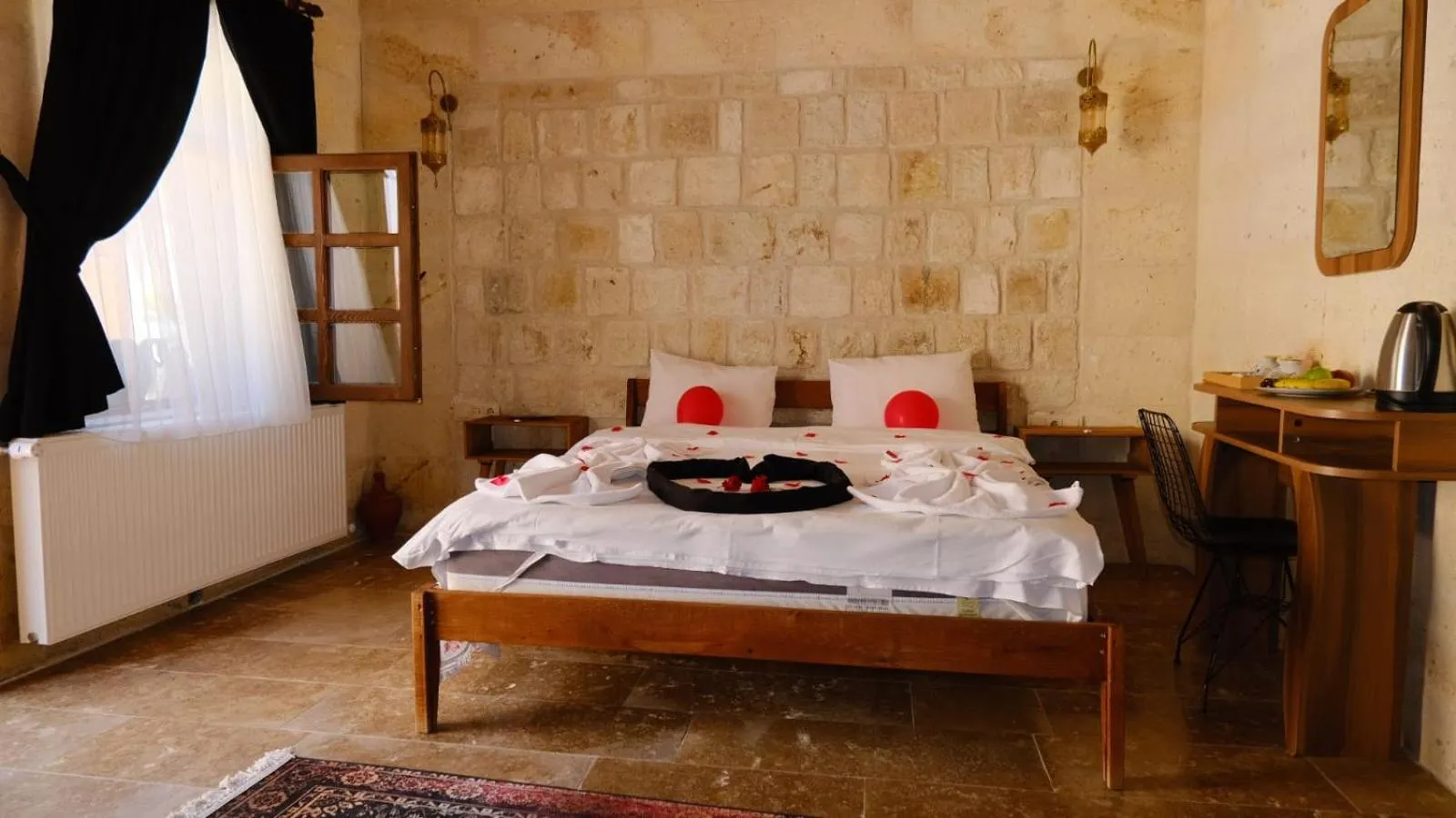 Bed in Lavinia Cappadocia Cave