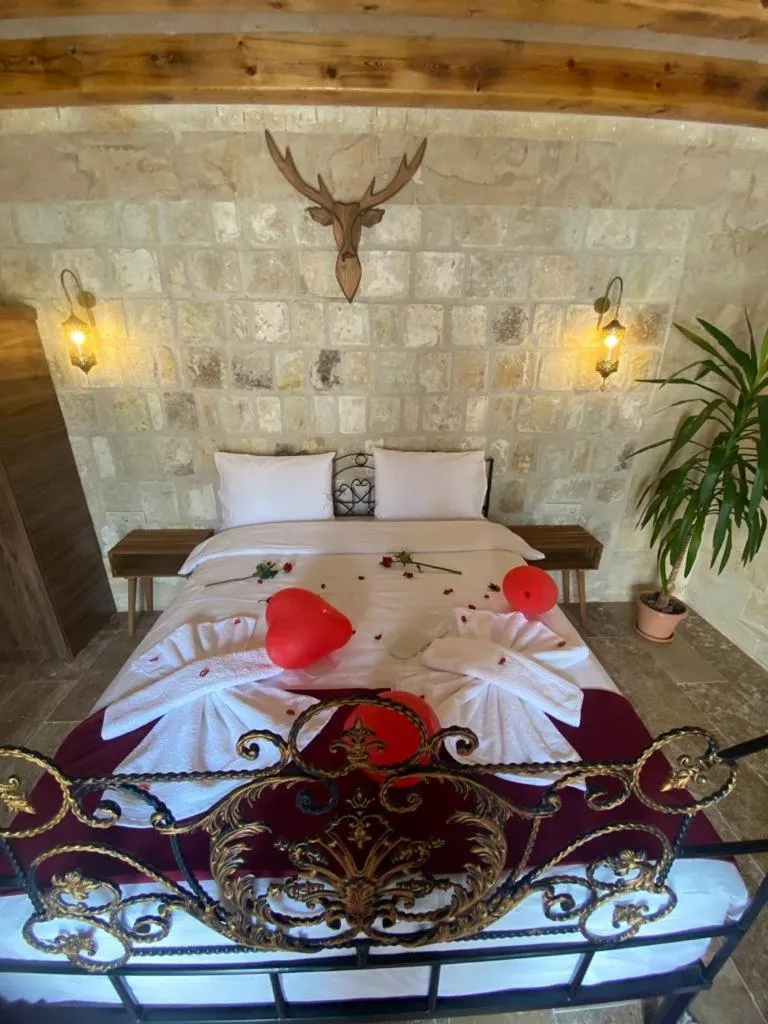 Lavinia Cappadocia Cave