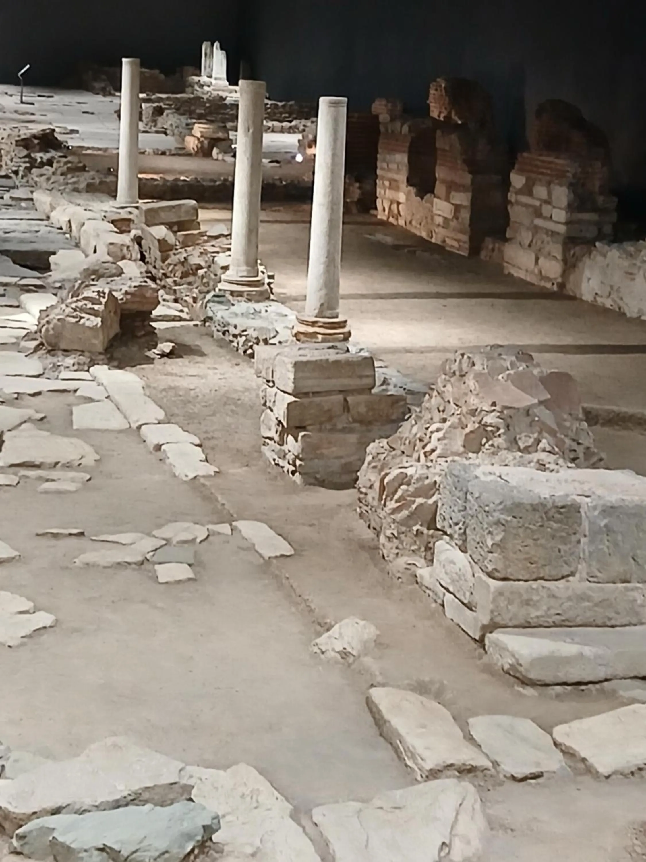 Other in Black Onyx Comfort Suites - Elegant Stay- City Center Next to Airport Bus