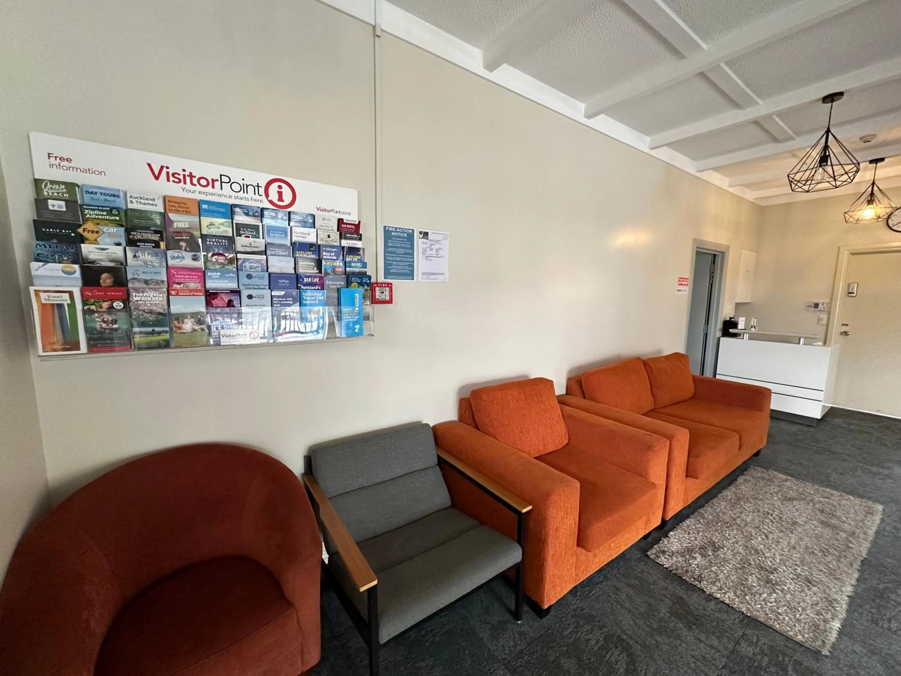 Airport Westney Lodge