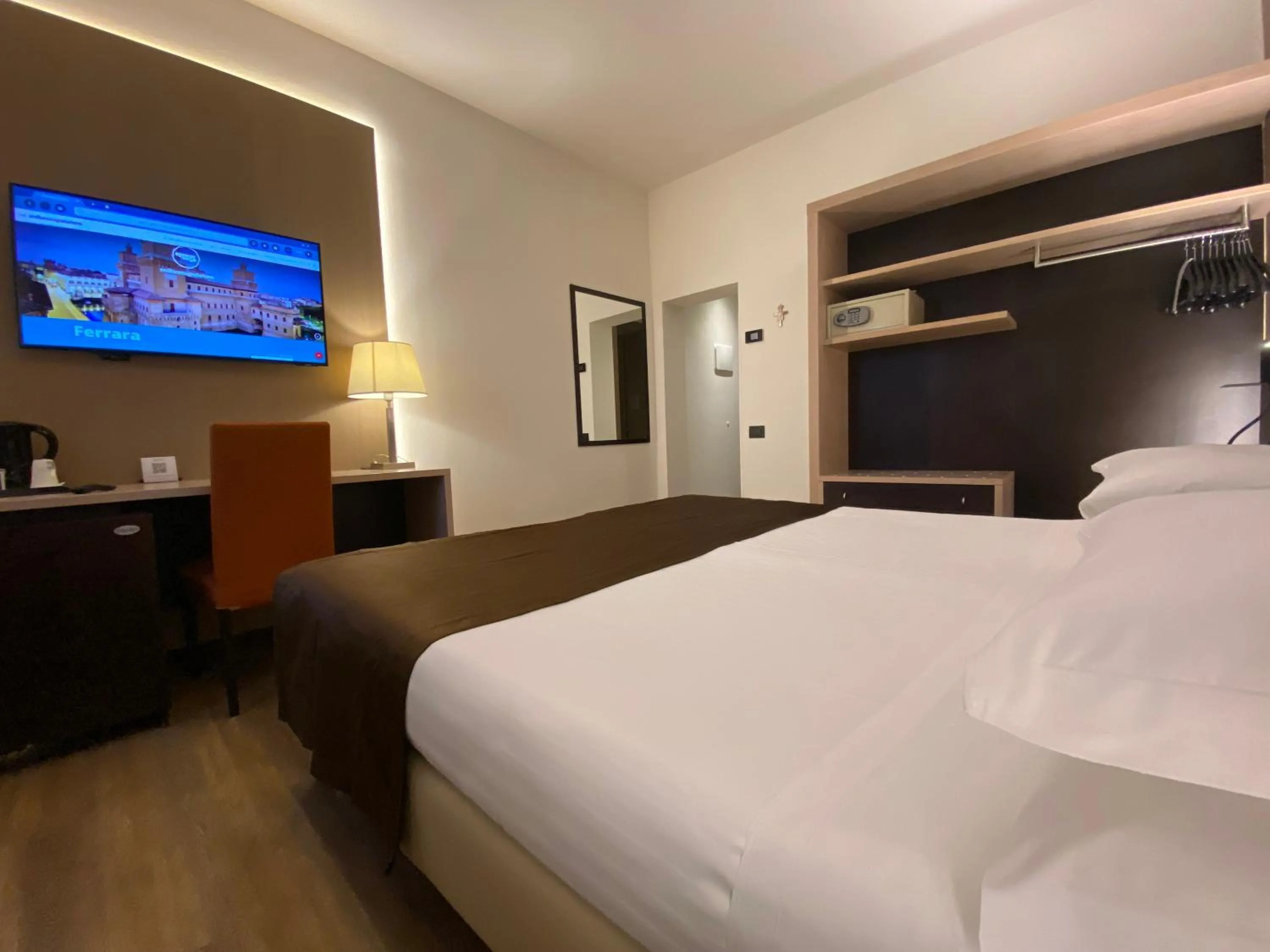 Bedroom, Bed in Hotel Carlton