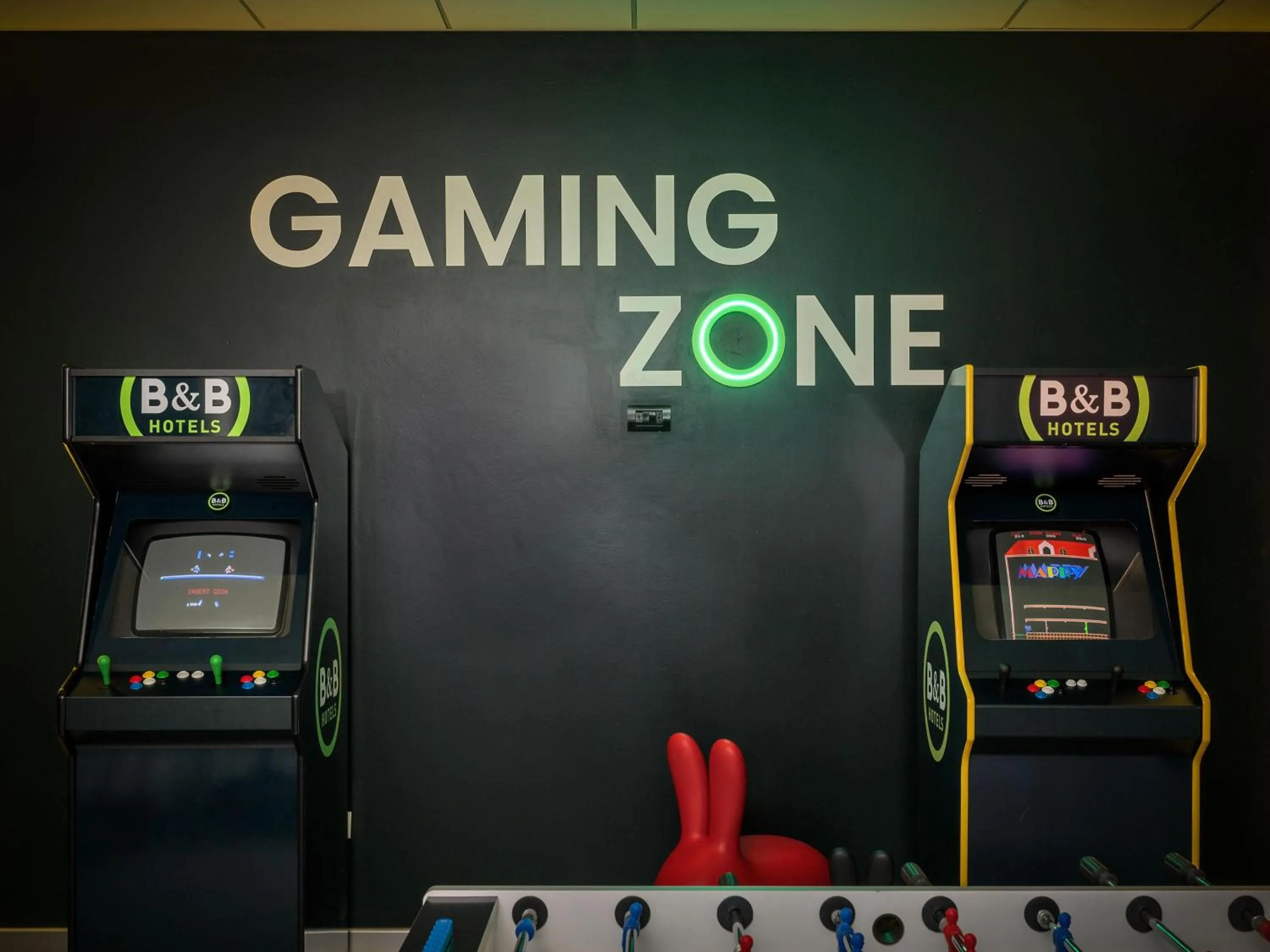 Property building in B&B HOTEL Milano Ornato