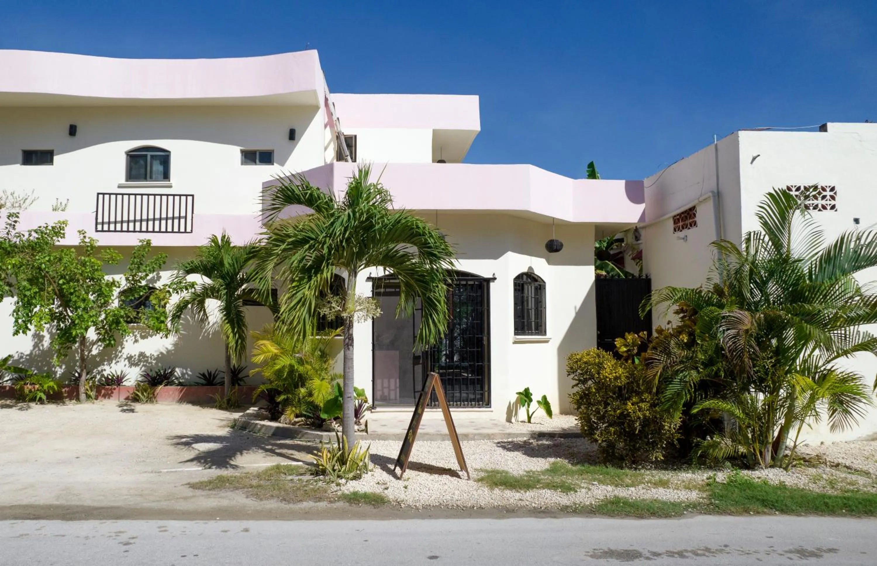 Property building in hotel stella maris tulum