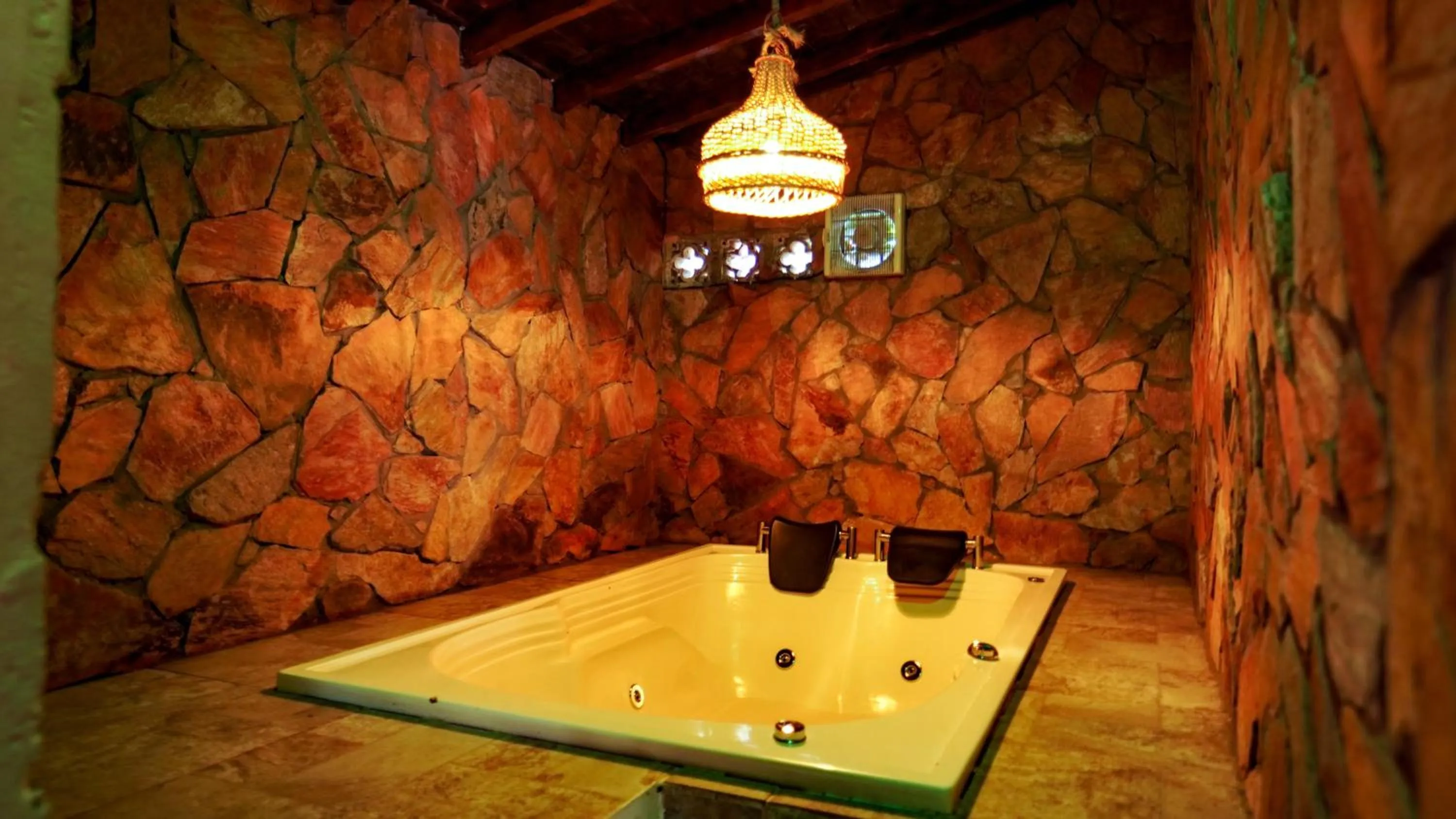 Hot Tub in ORU CAMPESTRE