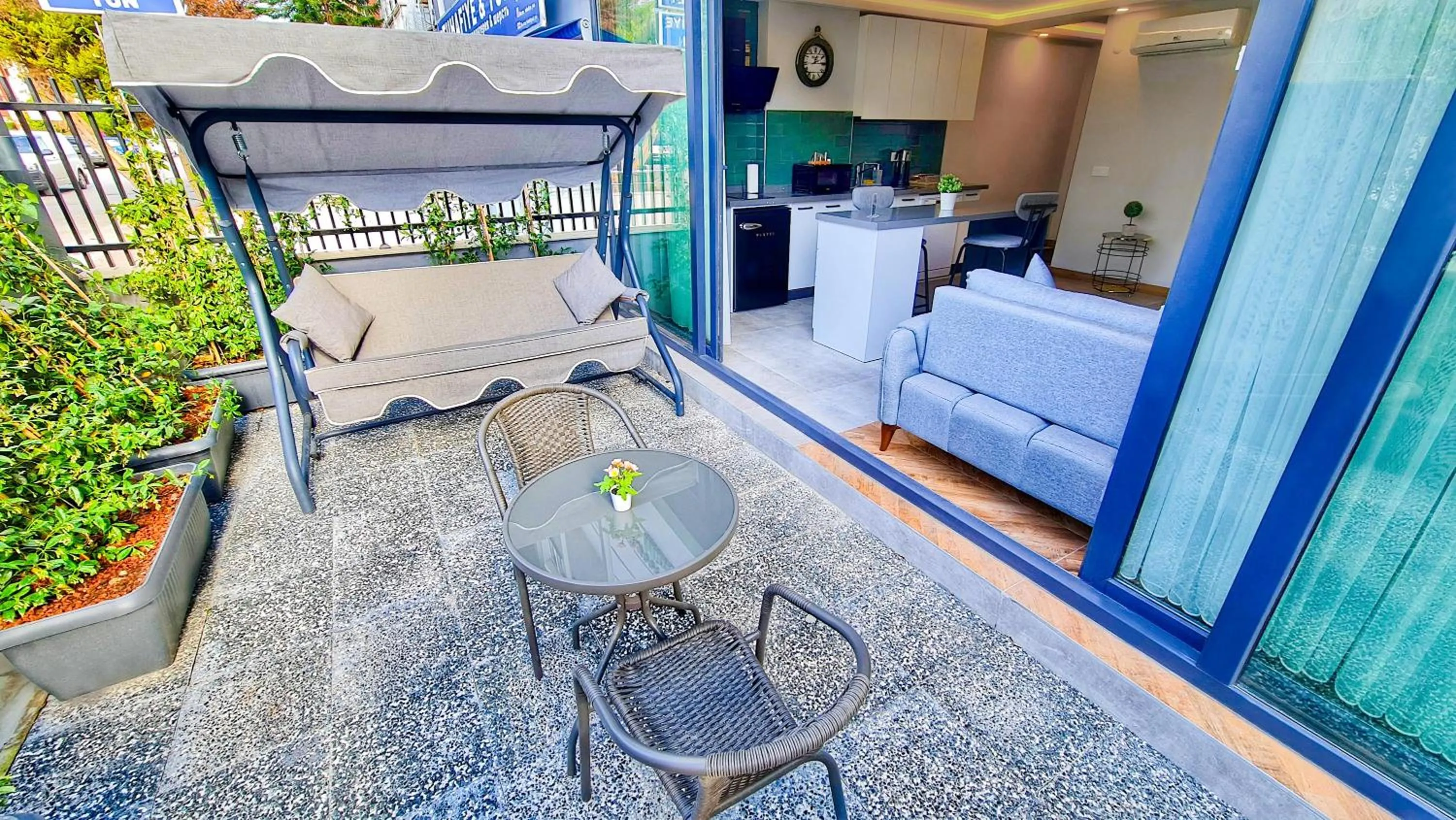 Garden in Letstay Sweet Home Mint