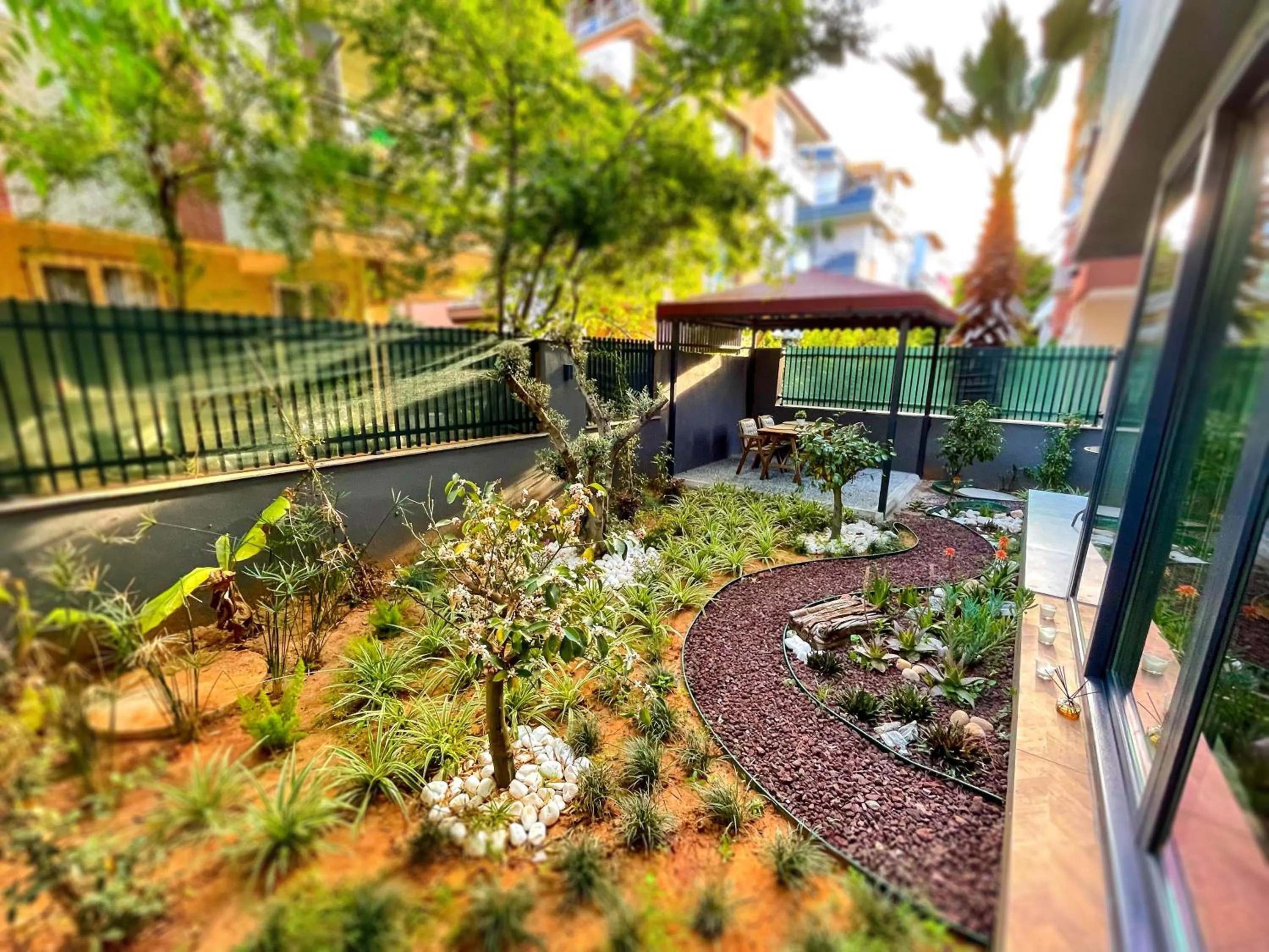 Garden in Letstay Sweet Home Mint