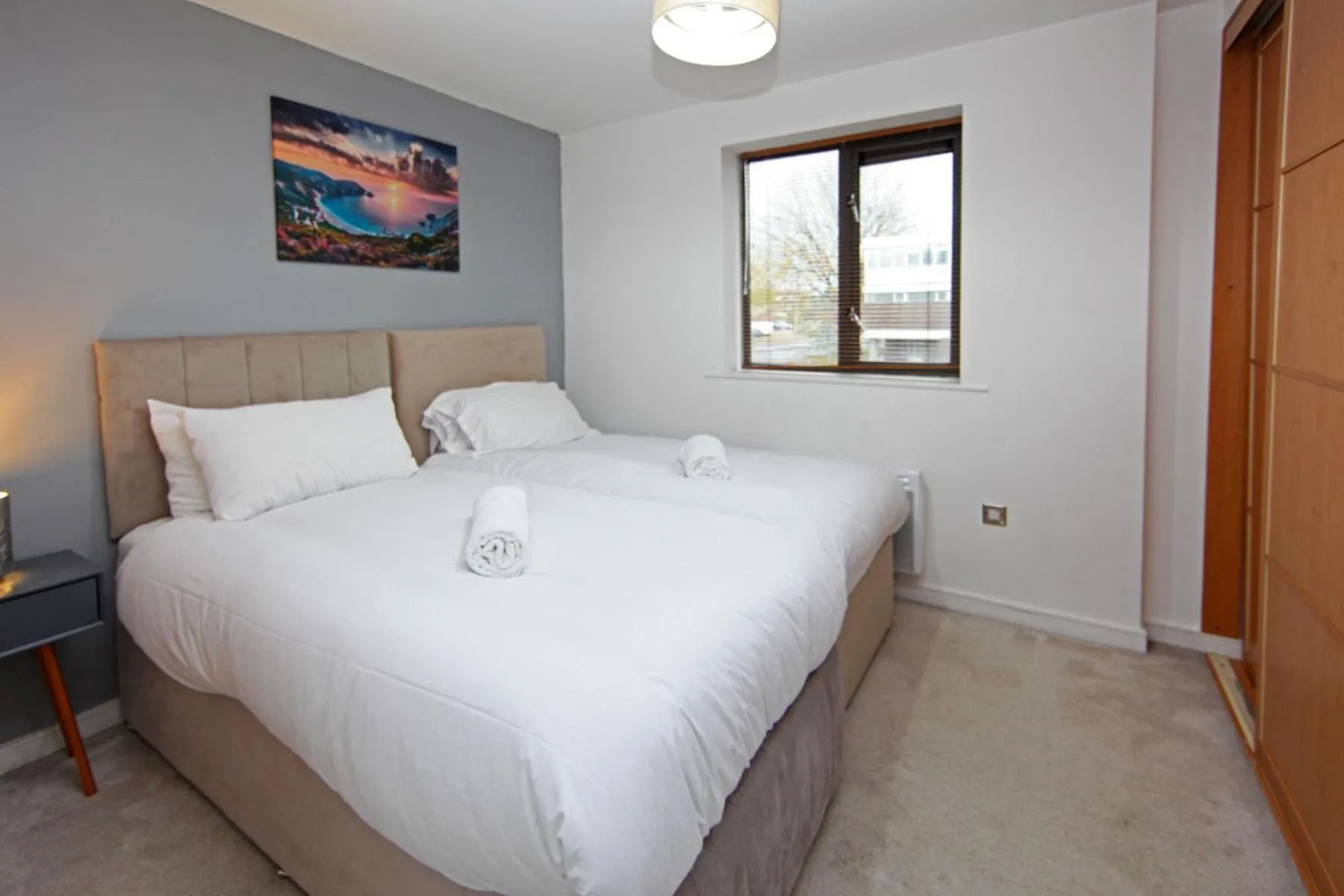 Bedroom, Bed in Albion Street Apartments