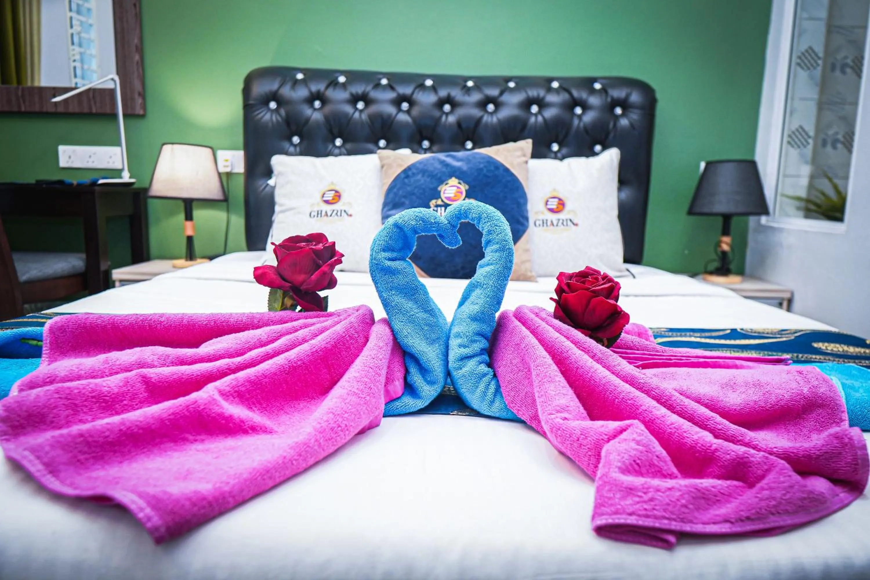 Bed in GHAZRINs DESARU