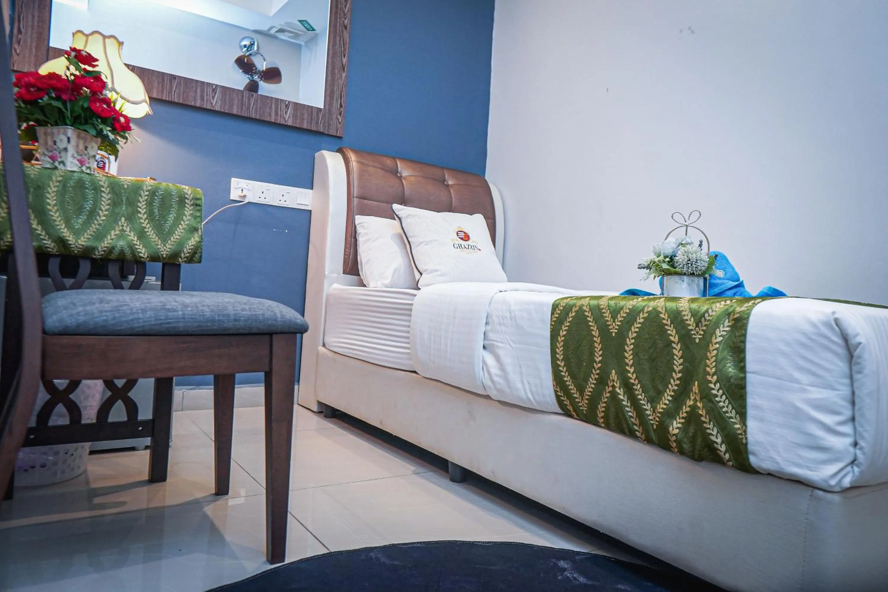 Bed in GHAZRINs DESARU