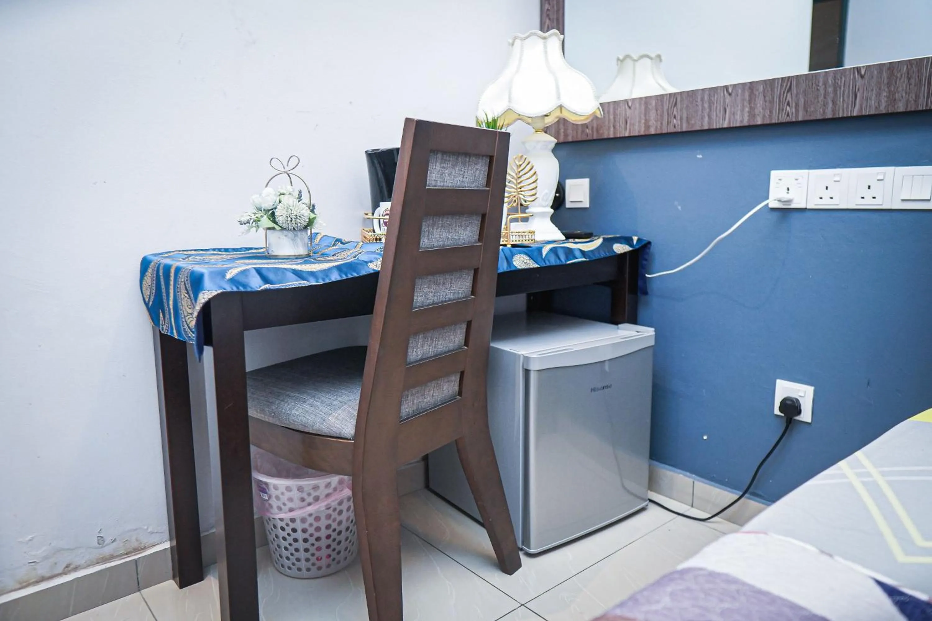 Bed in GHAZRINs DESARU